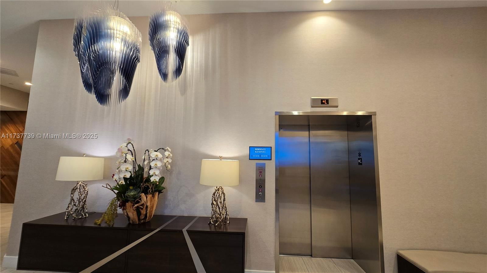 Real estate property located at 100 Las Olas Blvd #2202, Broward, 100 Las Olas Condo, Fort Lauderdale, FL