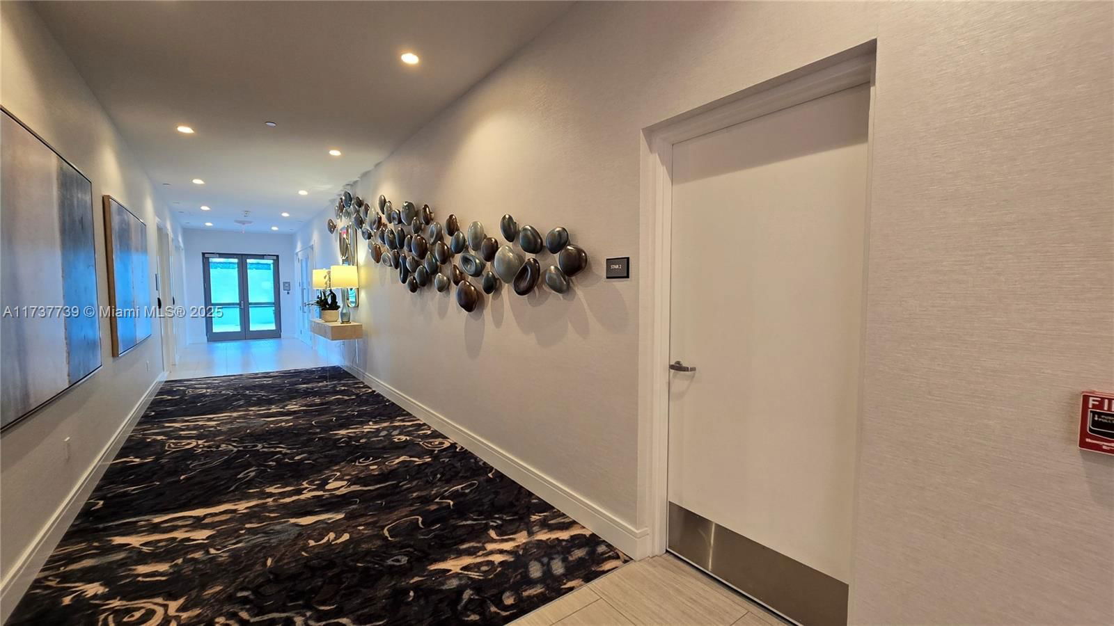 Real estate property located at 100 Las Olas Blvd #2202, Broward, 100 Las Olas Condo, Fort Lauderdale, FL