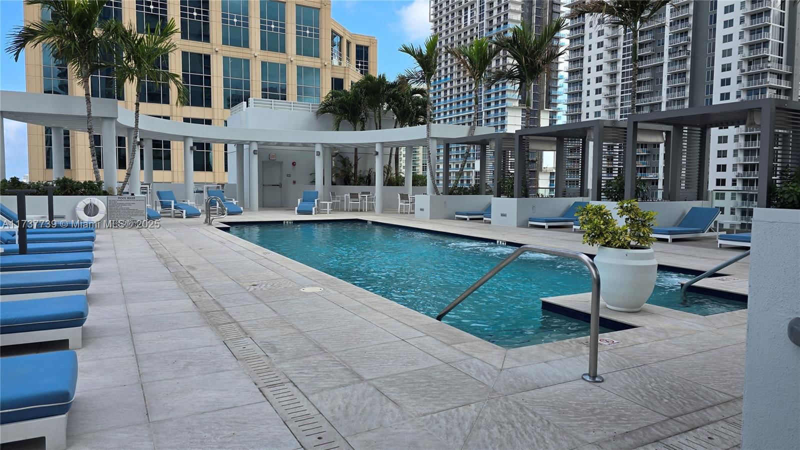 Real estate property located at 100 Las Olas Blvd #2202, Broward, 100 Las Olas Condo, Fort Lauderdale, FL