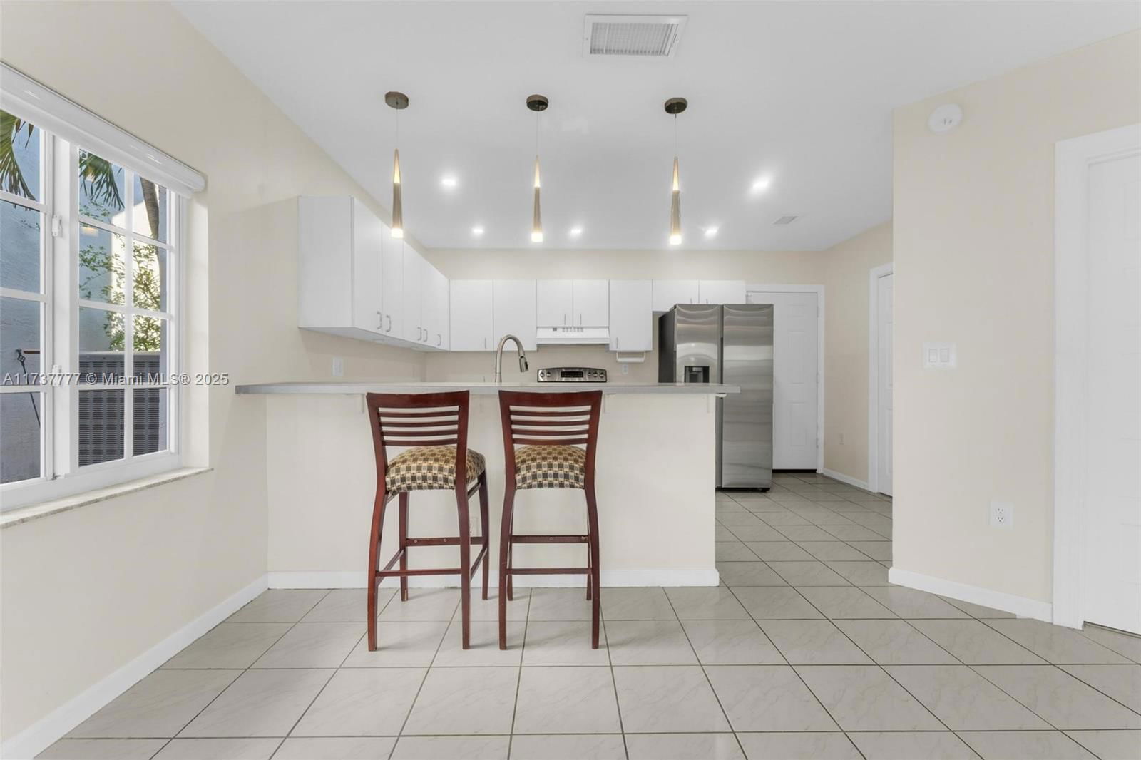Real estate property located at 5331 189th St, Miami-dade, Monterrey 2nd Addn, Miami Gardens, FL