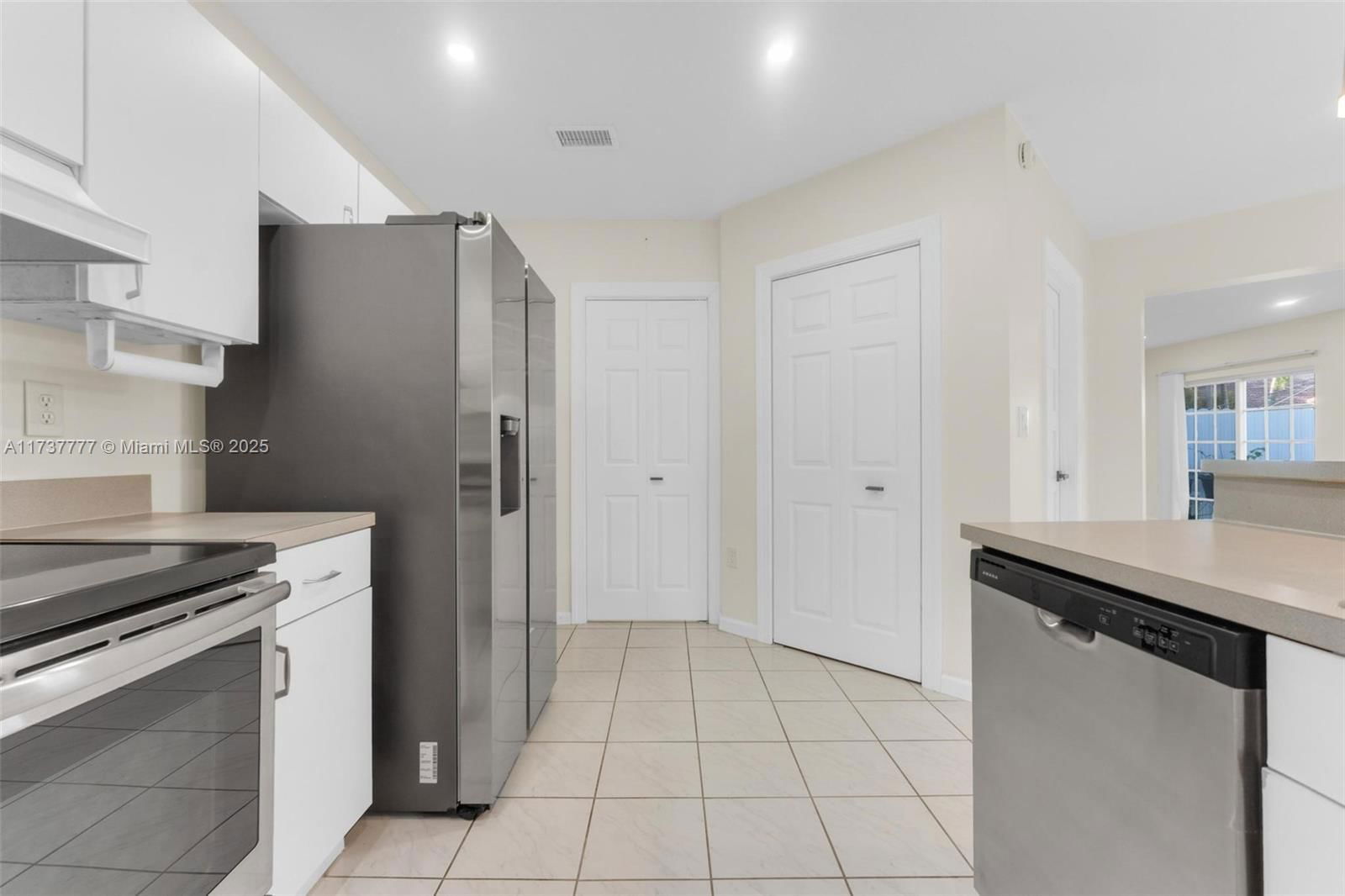 Real estate property located at 5331 189th St, Miami-dade, Monterrey 2nd Addn, Miami Gardens, FL