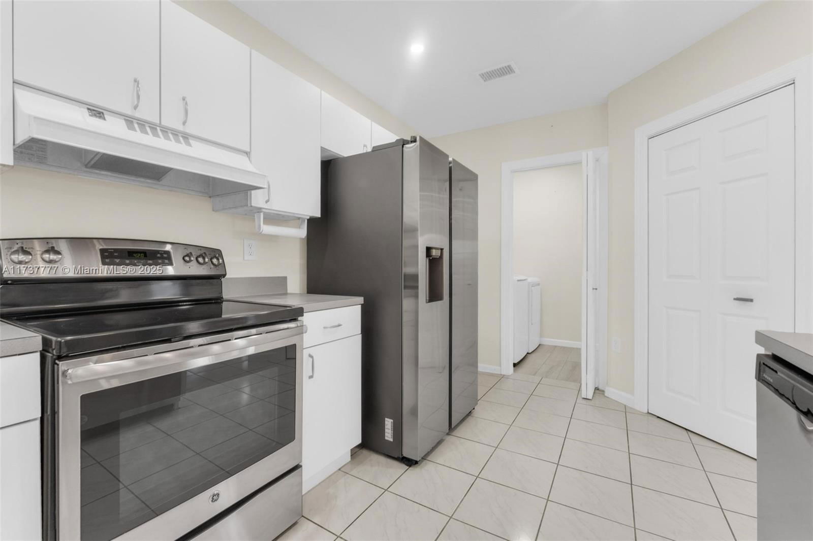 Real estate property located at 5331 189th St, Miami-dade, Monterrey 2nd Addn, Miami Gardens, FL