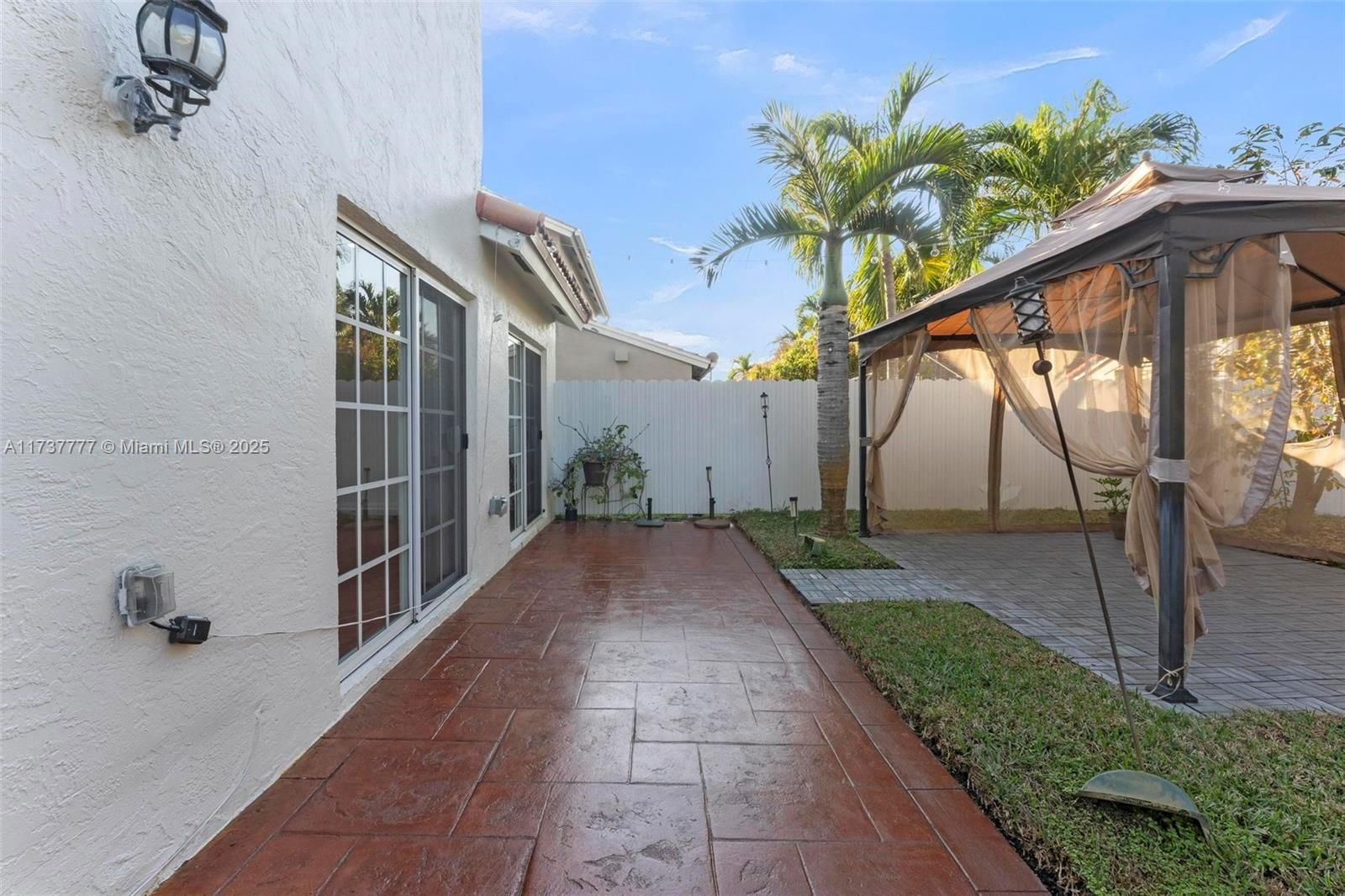 Real estate property located at 5331 189th St, Miami-dade, Monterrey 2nd Addn, Miami Gardens, FL