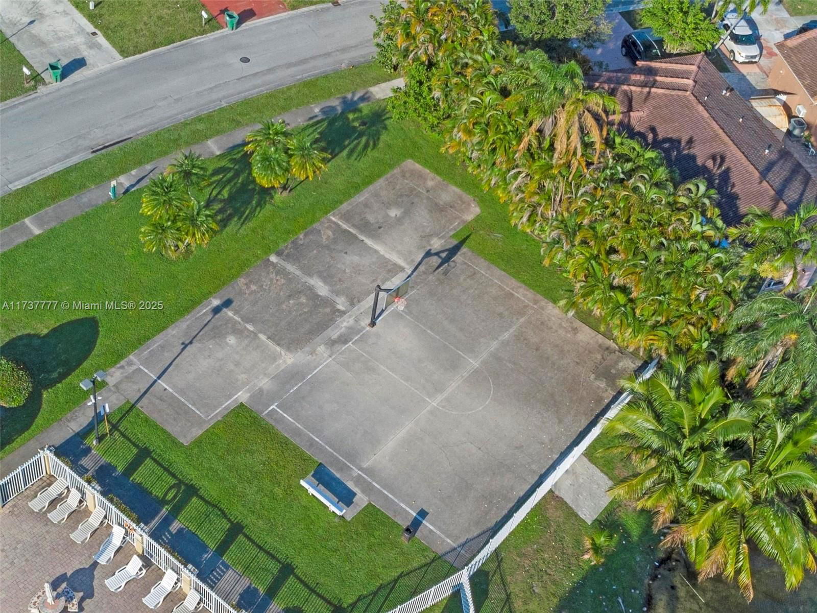 Real estate property located at 5331 189th St, Miami-dade, Monterrey 2nd Addn, Miami Gardens, FL