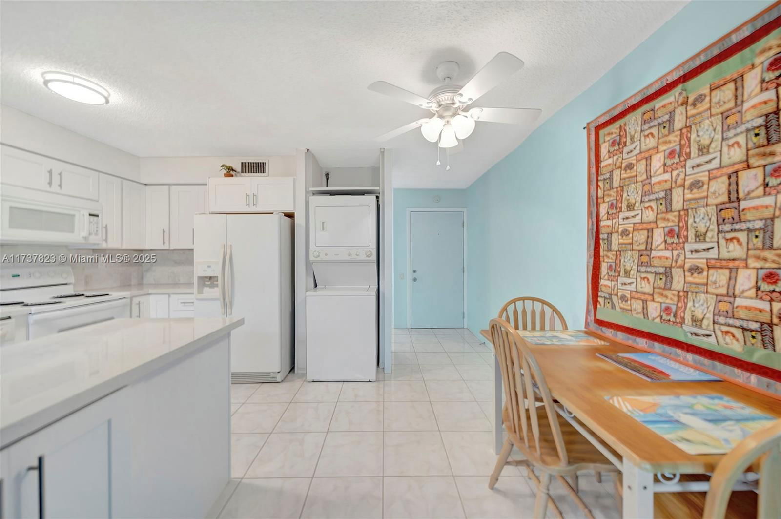 Real estate property located at 5350 6th Ave D11, Broward, Embarcadero Condo, Oakland Park, FL