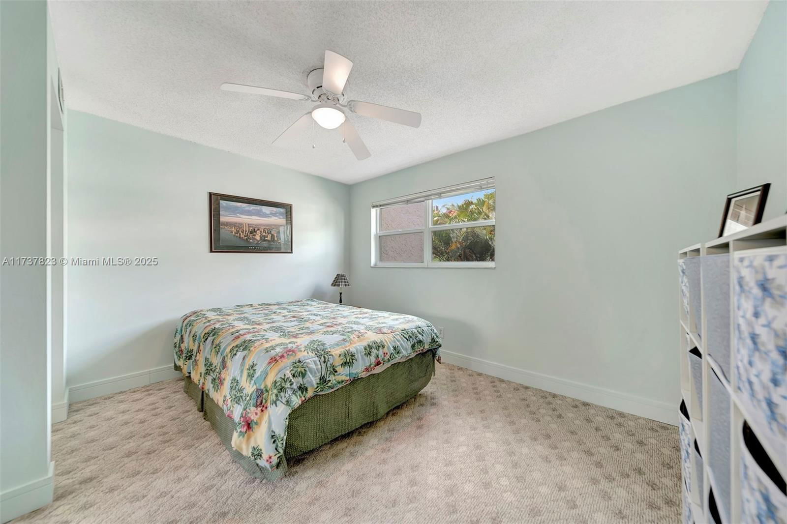Real estate property located at 5350 6th Ave D11, Broward, Embarcadero Condo, Oakland Park, FL