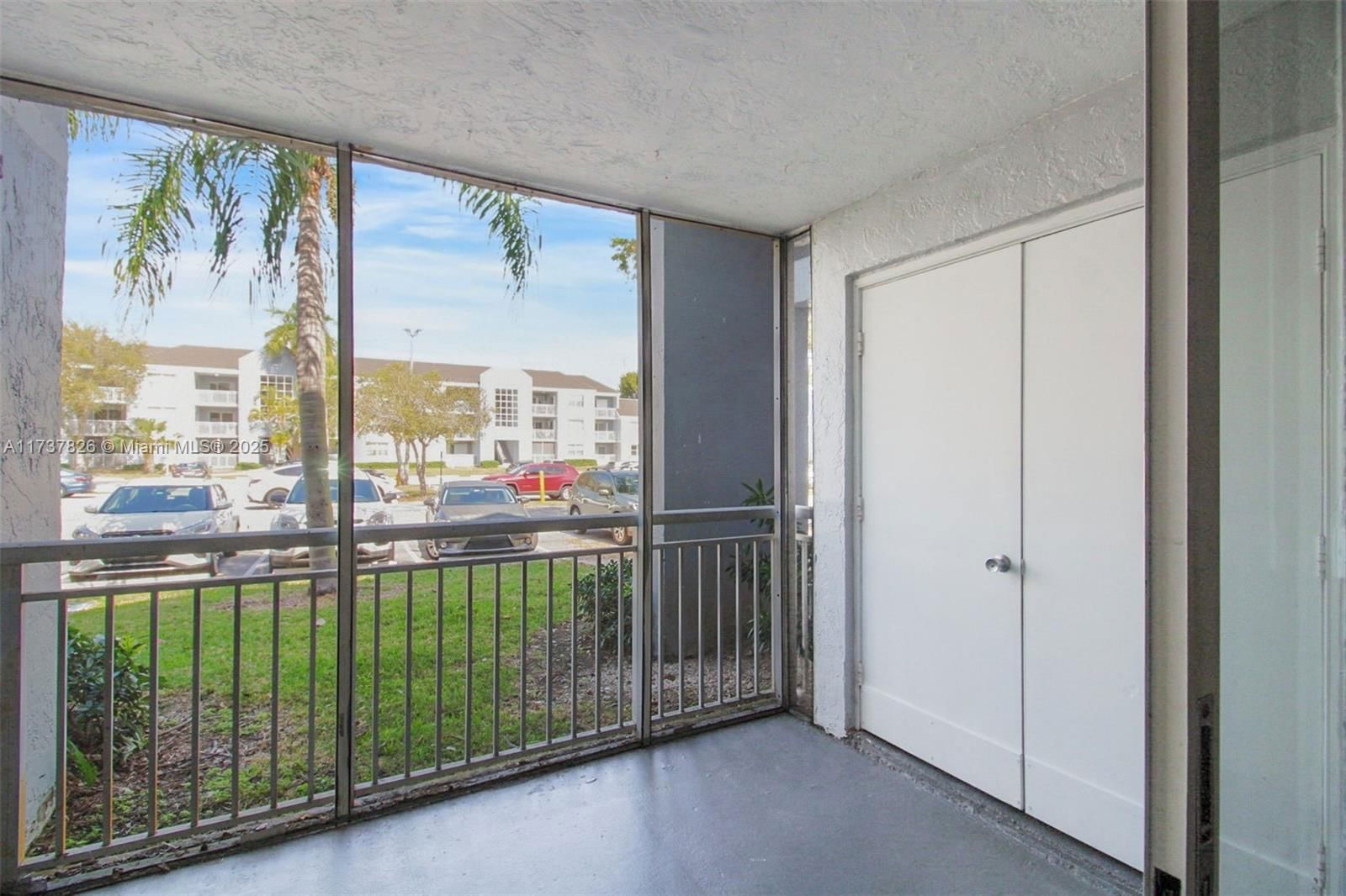 Real estate property located at 8680 212th St #107, Miami-dade, Le Club At Old Cutler Con, Cutler Bay, FL