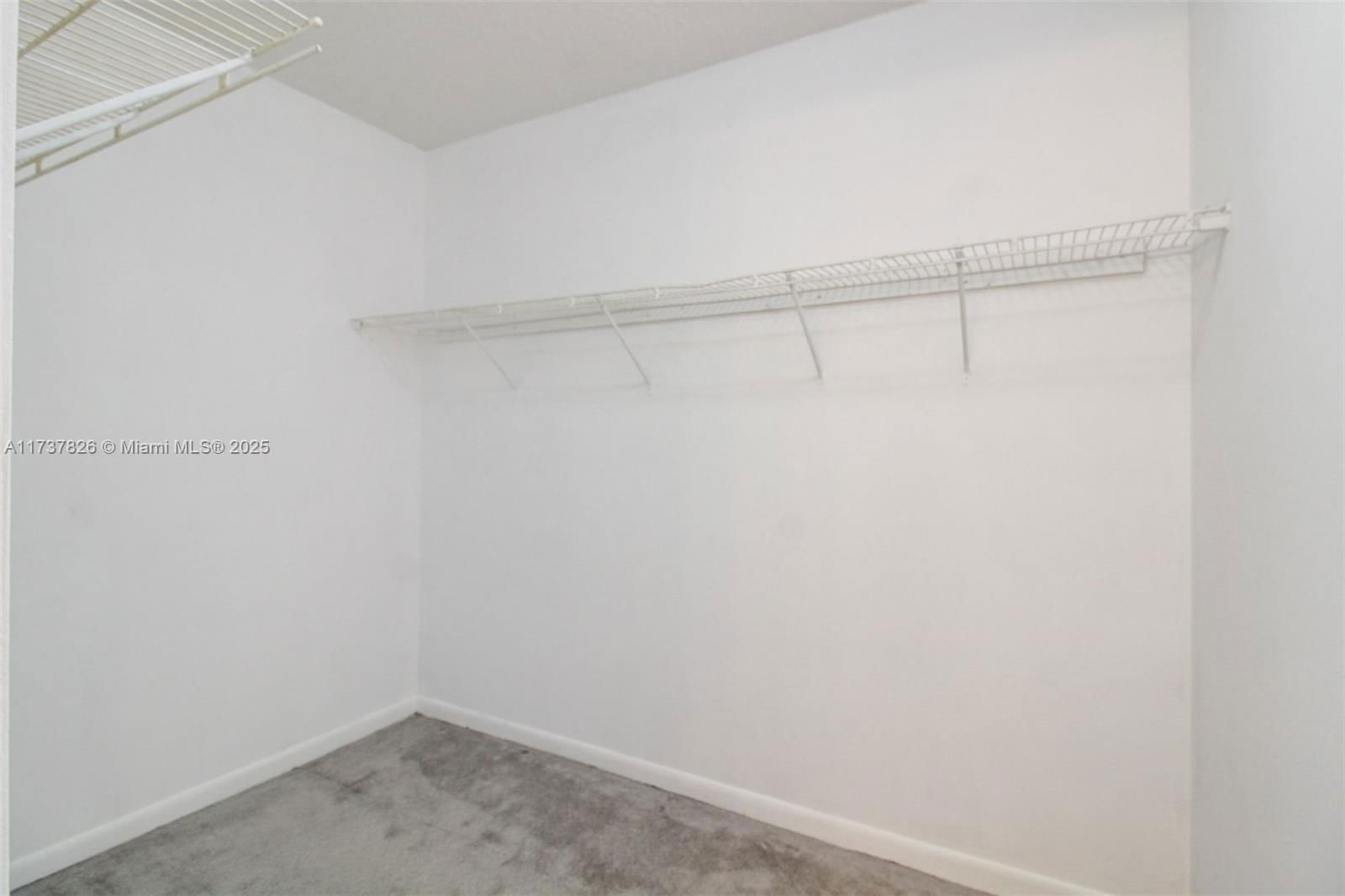 Real estate property located at 8680 212th St #107, Miami-dade, Le Club At Old Cutler Con, Cutler Bay, FL