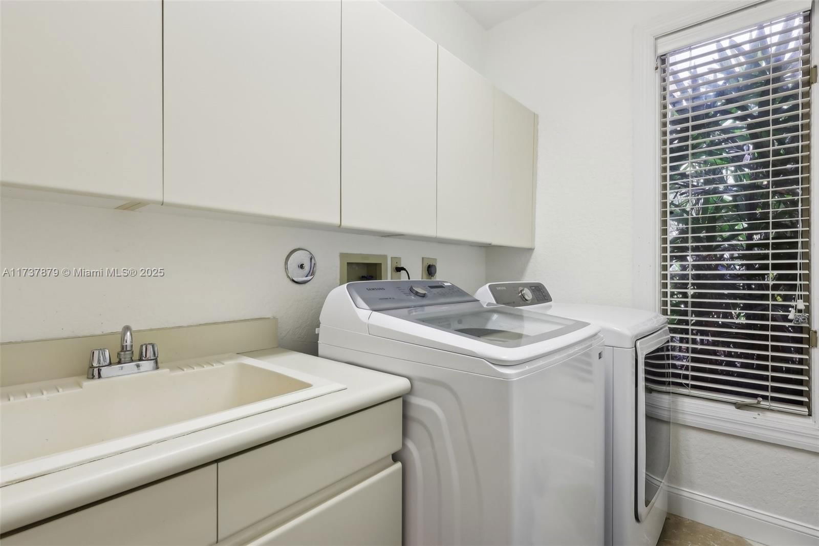 Real estate property located at 1755 Eagle Trace Blvd, Broward, Eagle Trace, Coral Springs, FL