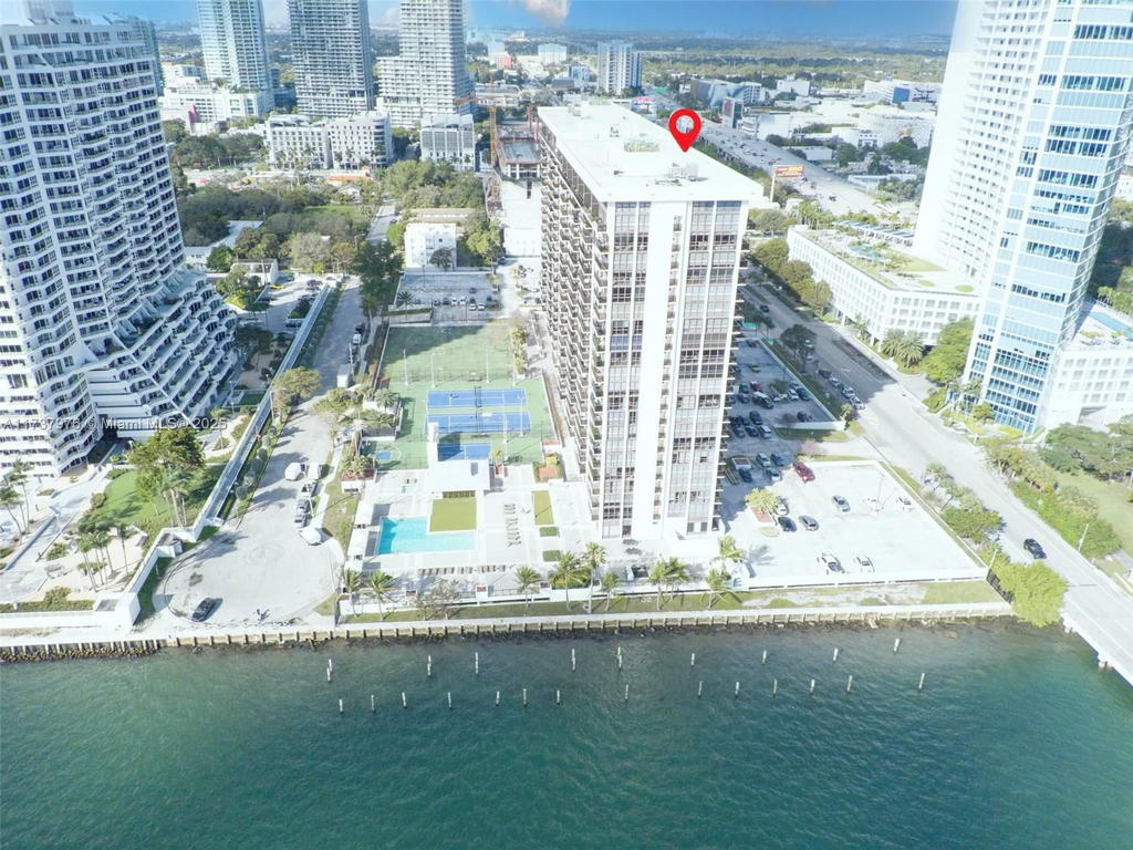 Real estate property located at 600 36th St #414, Miami-dade, Charter Club Condo, Miami, FL