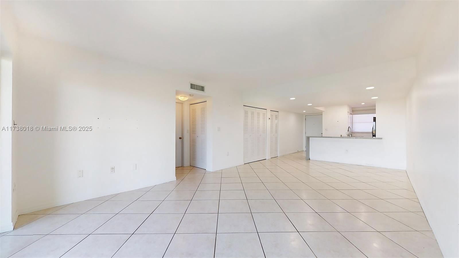 Real estate property located at 10155 9th St Cir #4-403, Miami-dade, Las Brisas Village Condo, Miami, FL