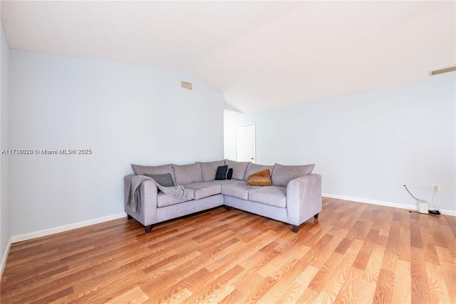 Real estate property located at 4450 72nd Way, Broward, Apple Creek, Davie, FL