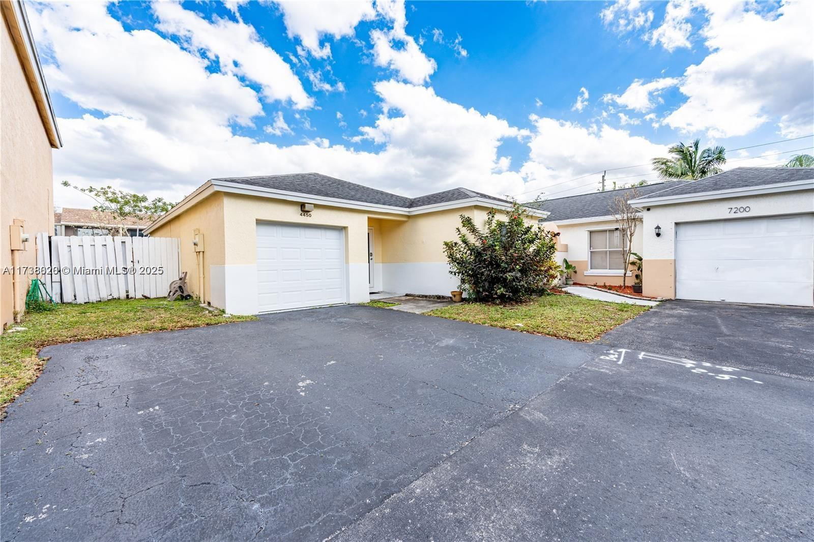 Real estate property located at 4450 72nd Way, Broward, Apple Creek, Davie, FL
