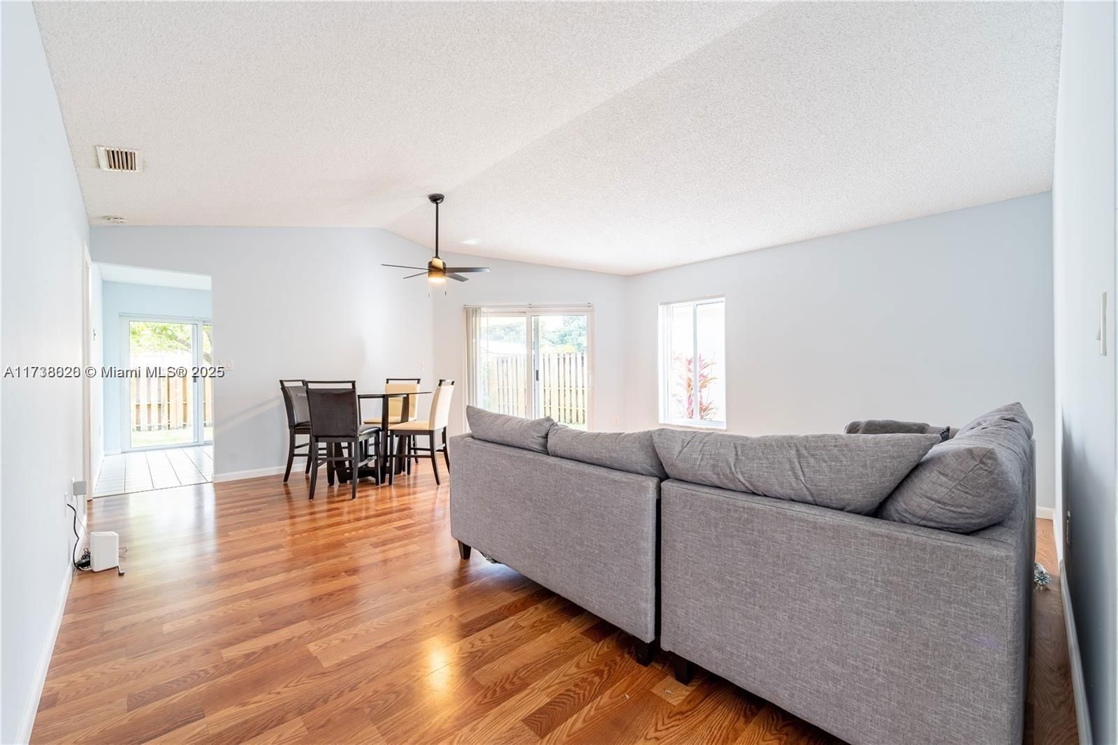 Real estate property located at 4450 72nd Way, Broward, Apple Creek, Davie, FL