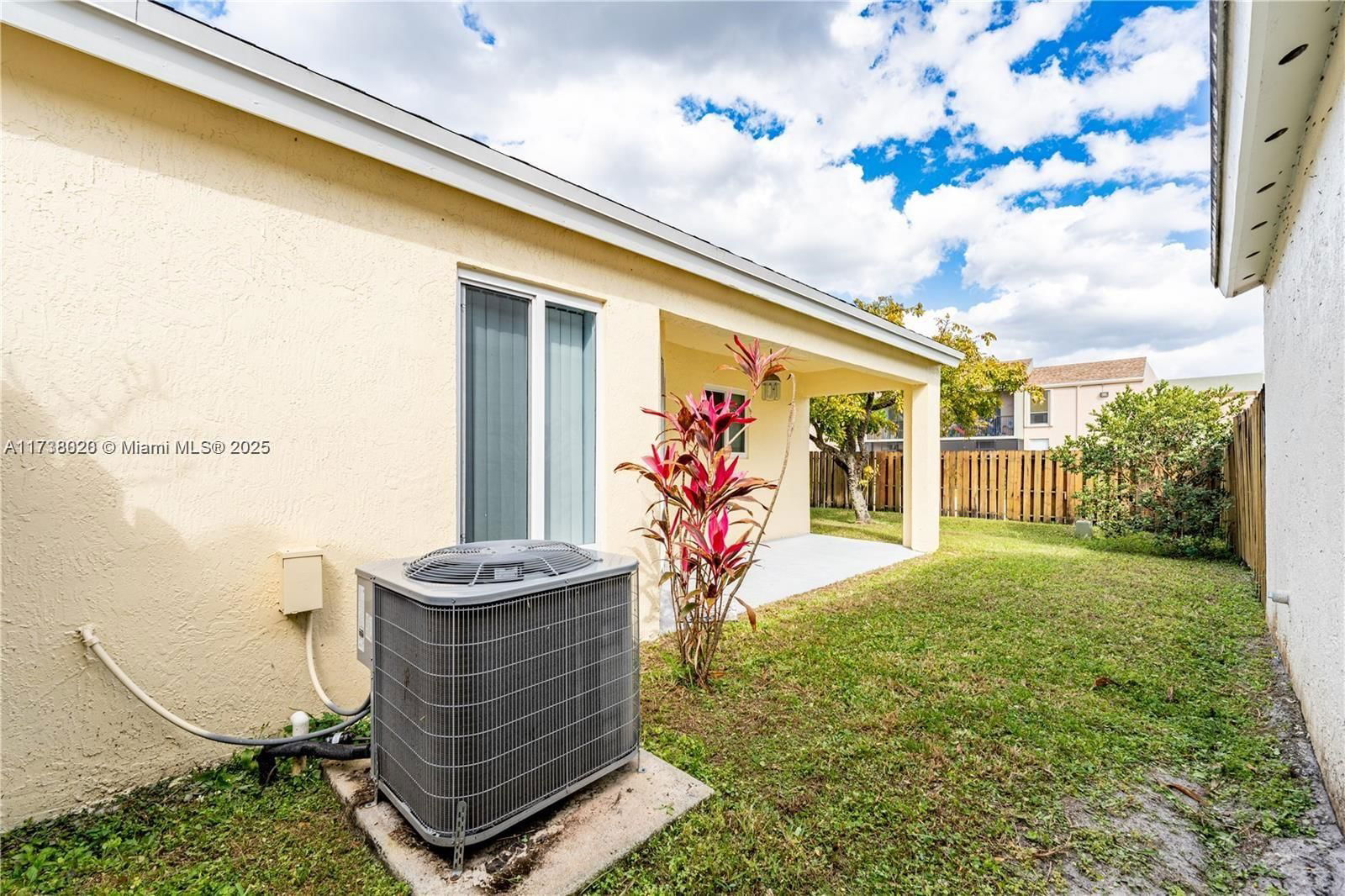 Real estate property located at 4450 72nd Way, Broward, Apple Creek, Davie, FL