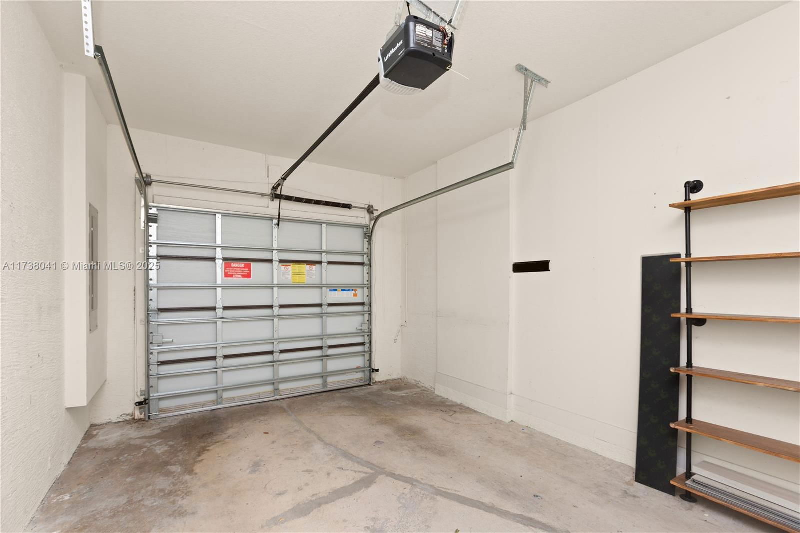 Real estate property located at 4760 83rd Pkwy, Miami-dade, Downtown Doral South Phas, Doral, FL