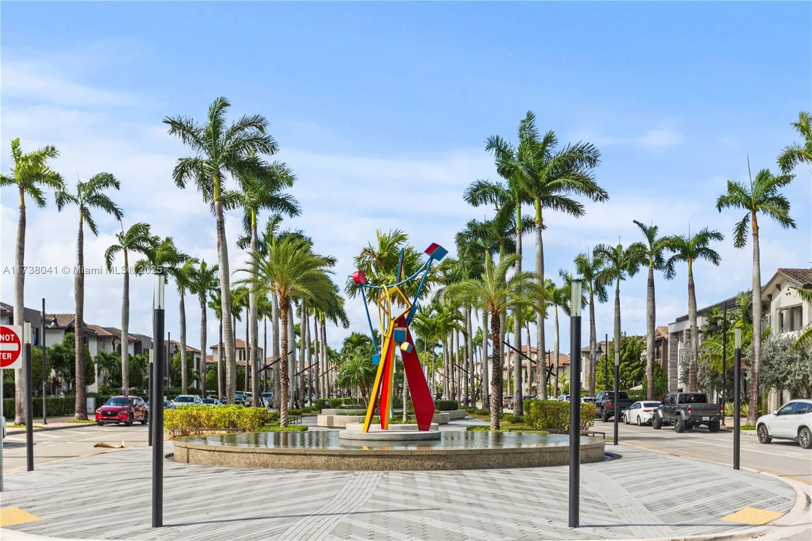Real estate property located at 4760 83rd Pkwy, Miami-dade, Downtown Doral South Phas, Doral, FL
