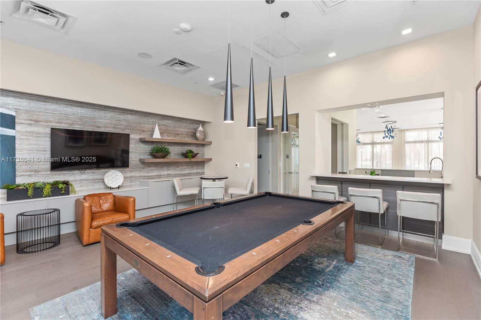 Real estate property located at 4760 83rd Pkwy, Miami-dade, Downtown Doral South Phas, Doral, FL