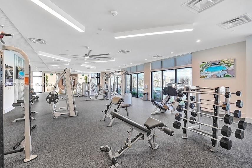 Real estate property located at 4760 83rd Pkwy, Miami-dade, Downtown Doral South Phas, Doral, FL