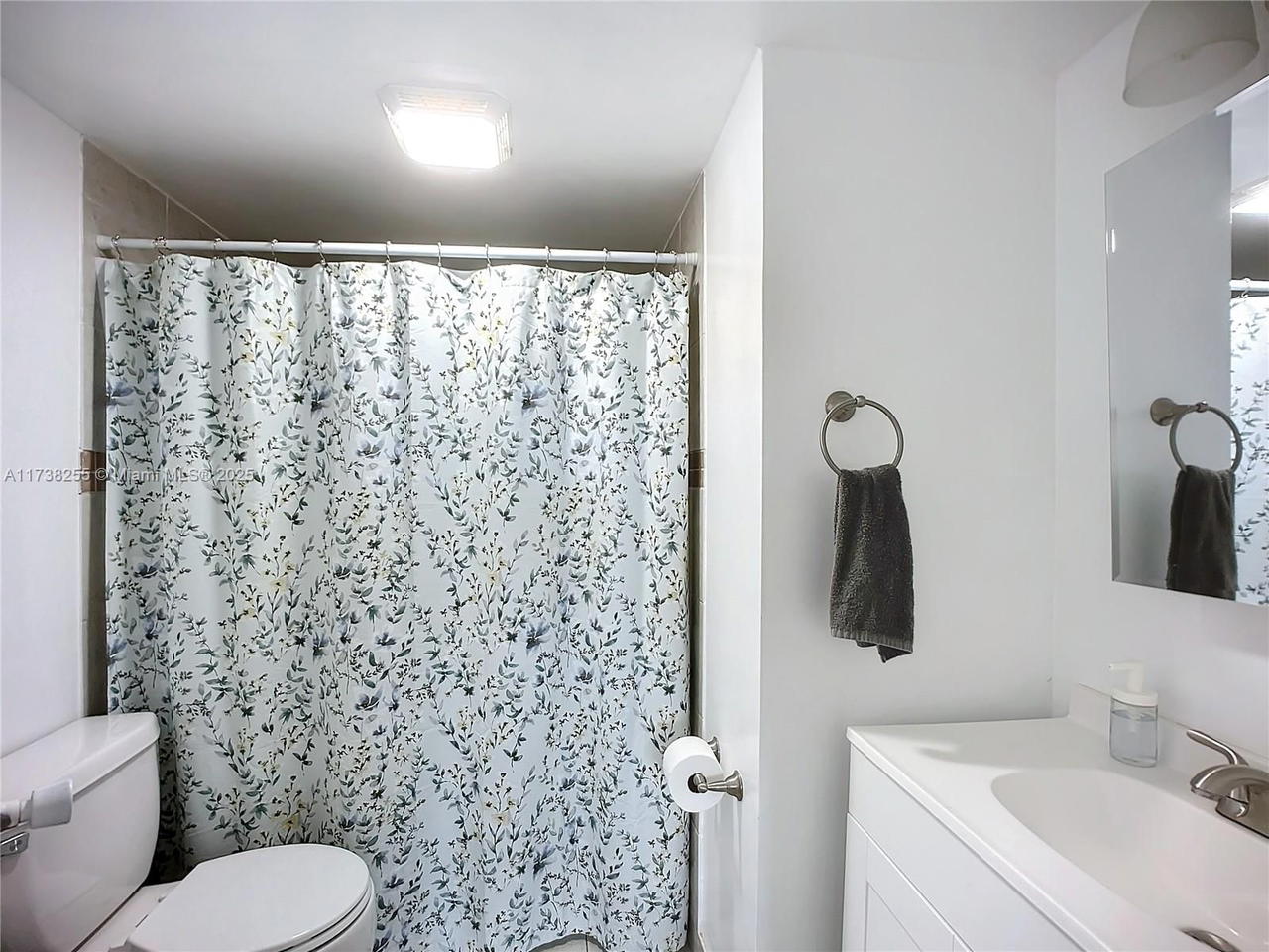 Real estate property located at 9915 Okeechobee Rd #2-308, Miami-dade, Vista Del Lago I Condo, Hialeah Gardens, FL