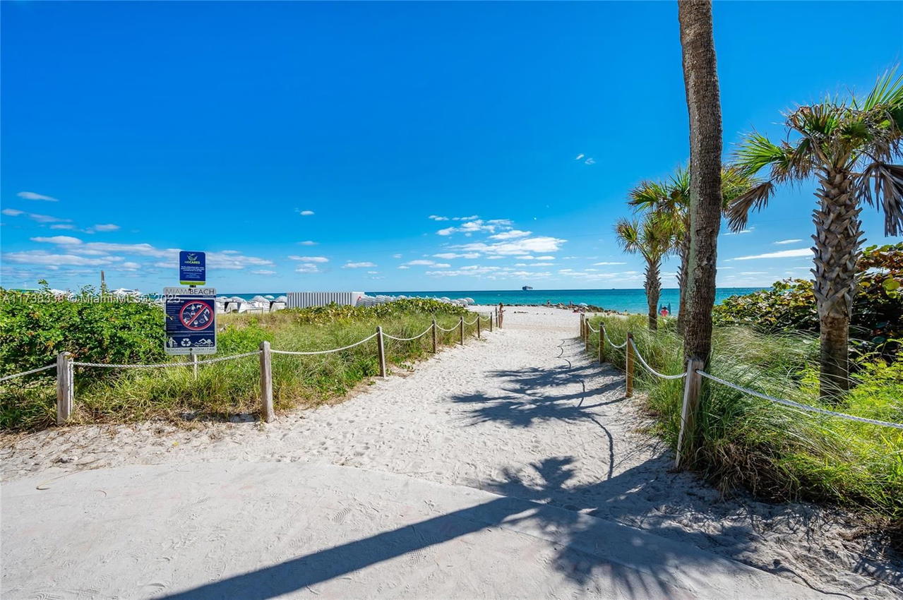 Real estate property located at 2899 Collins Ave #833, Miami-dade, Triton Tower Condo, Miami Beach, FL