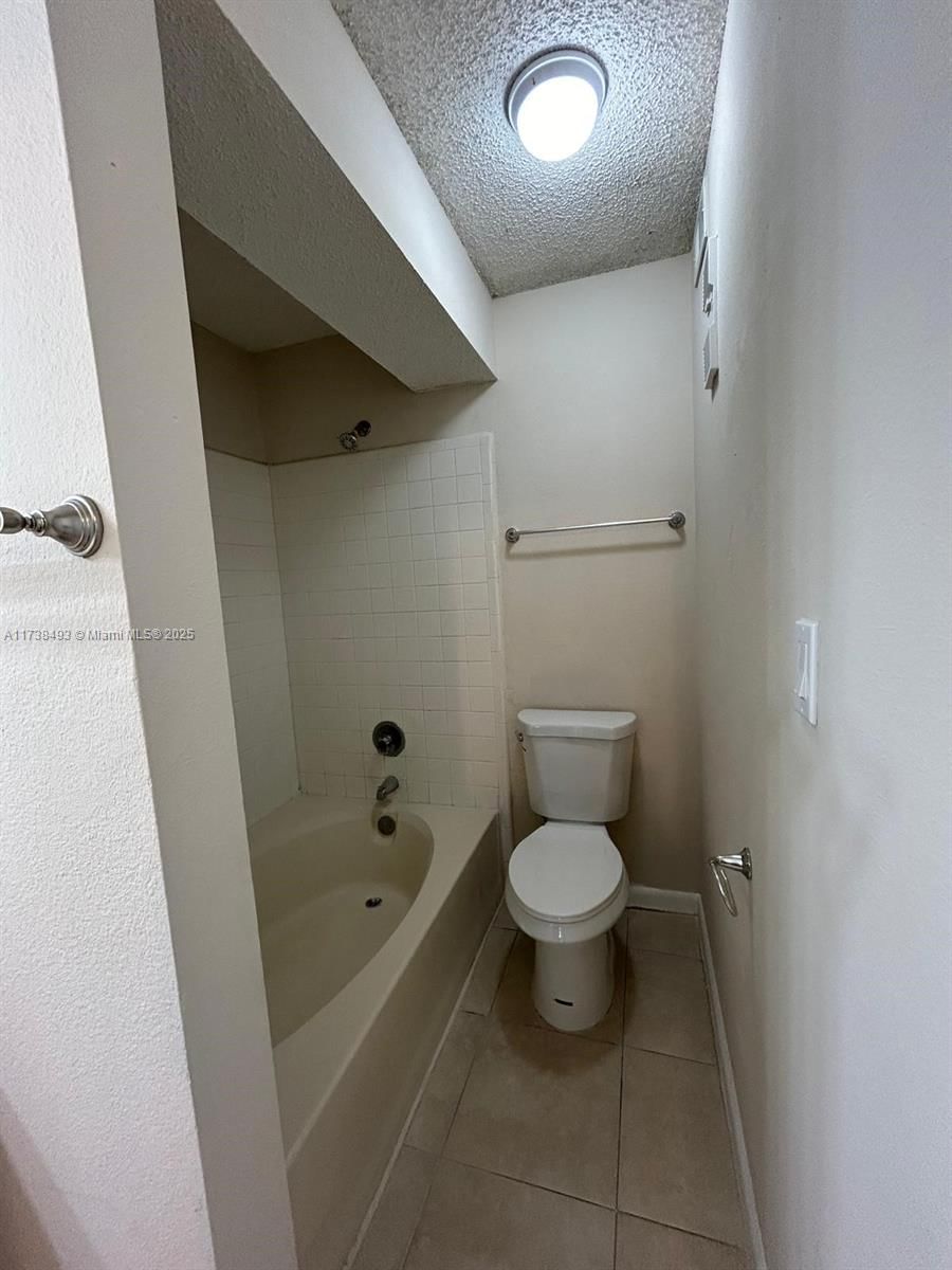 Real estate property located at 16101 28th Pl, Miami-dade, Golden Highlands Est, Miami Gardens, FL