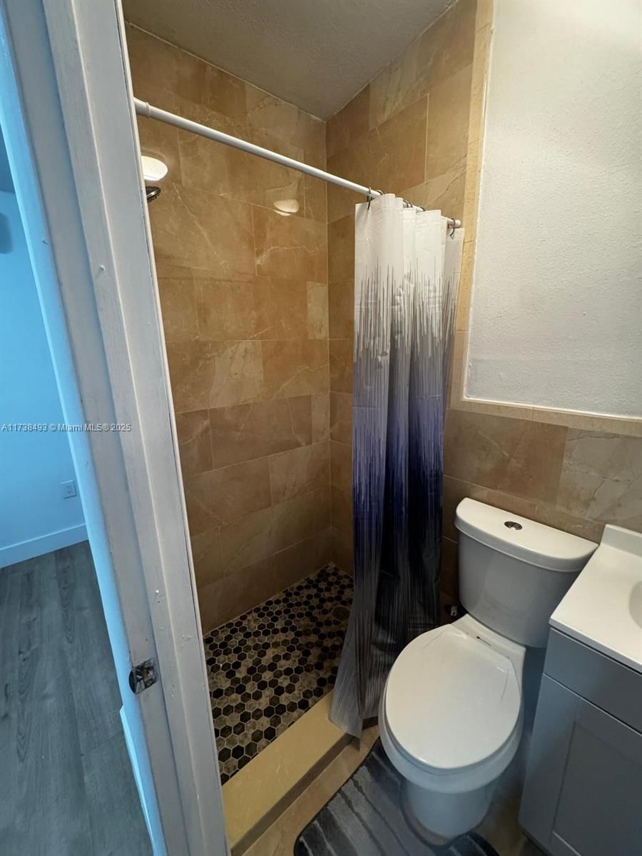 Real estate property located at 16101 28th Pl, Miami-dade, Golden Highlands Est, Miami Gardens, FL