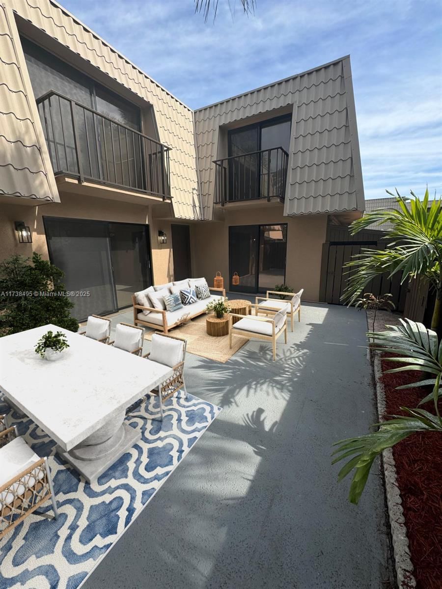 Real estate property located at 5734 57th way #5734, Palm Beach, Village Of Sandalwood Lak, West Palm Beach, FL