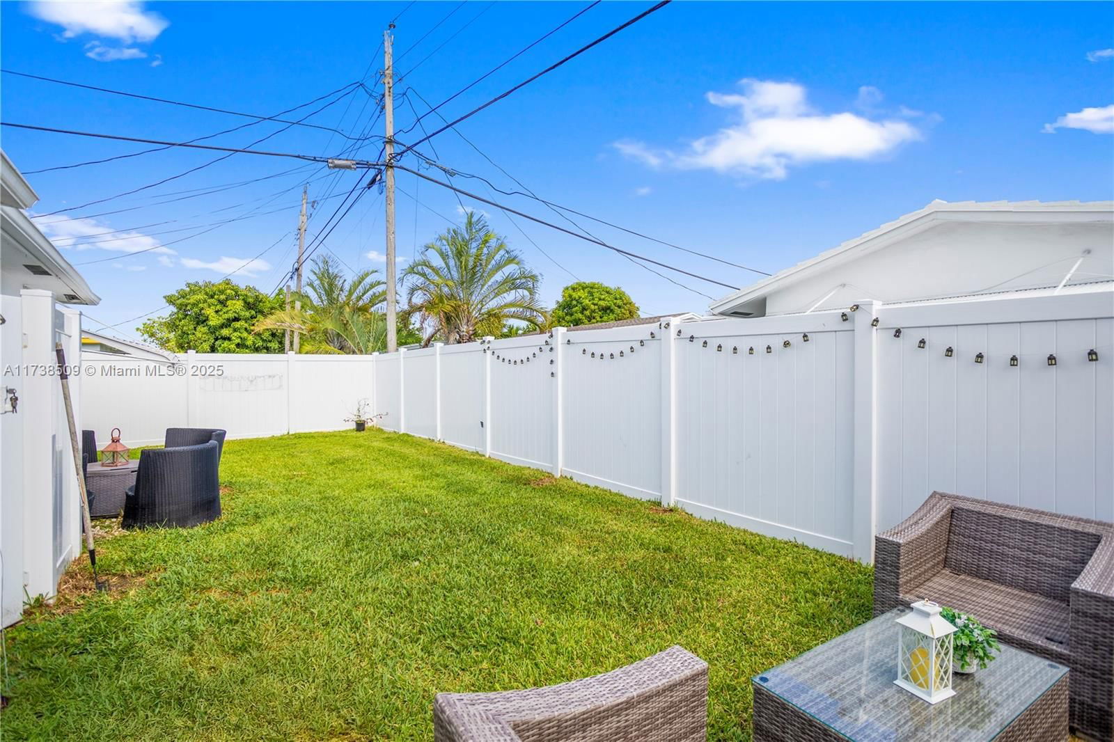 Real estate property located at 2701 52nd Ct, Broward, Tamarac Lakes North, Tamarac, FL