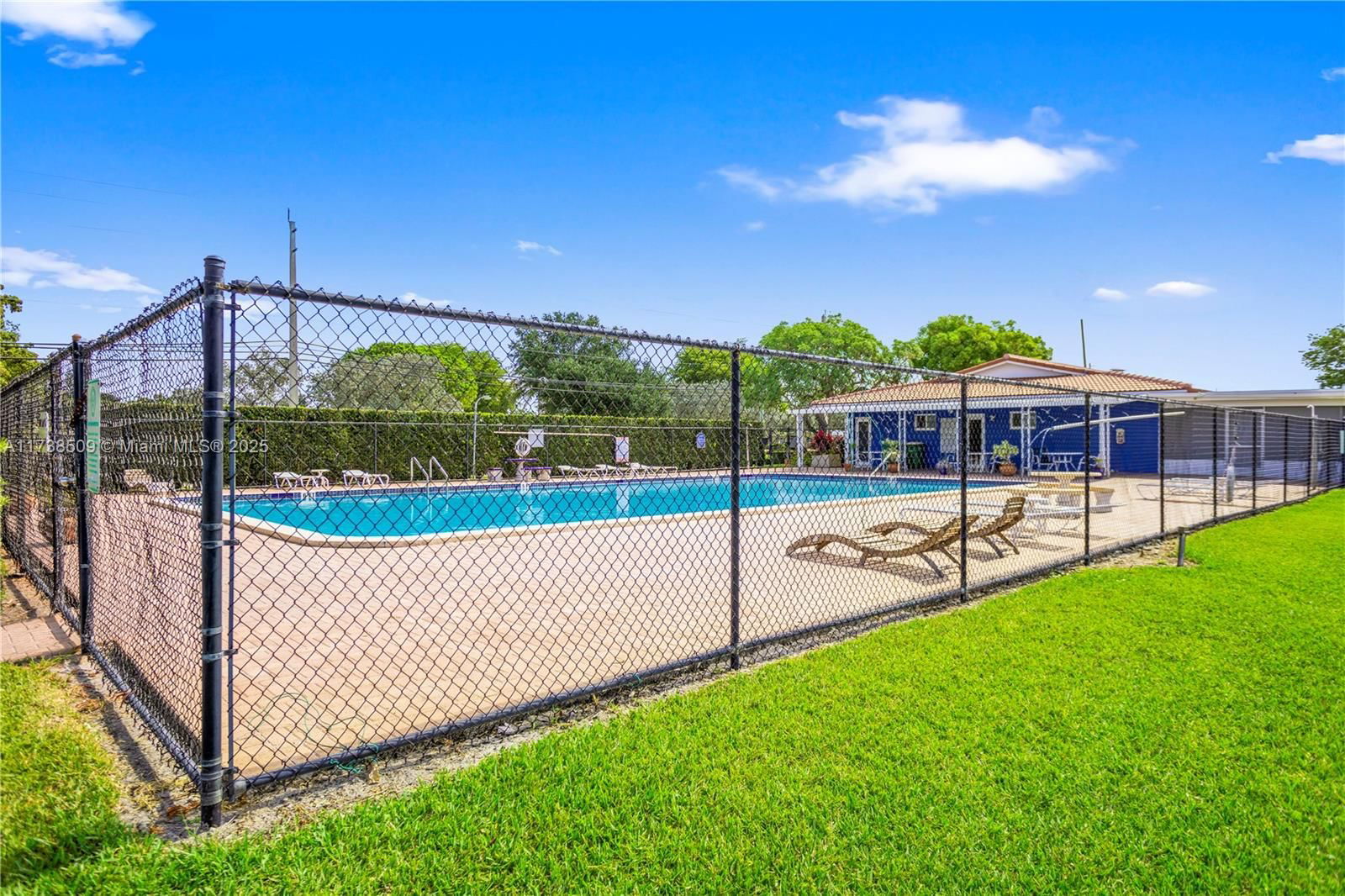 Real estate property located at 2701 52nd Ct, Broward, Tamarac Lakes North, Tamarac, FL