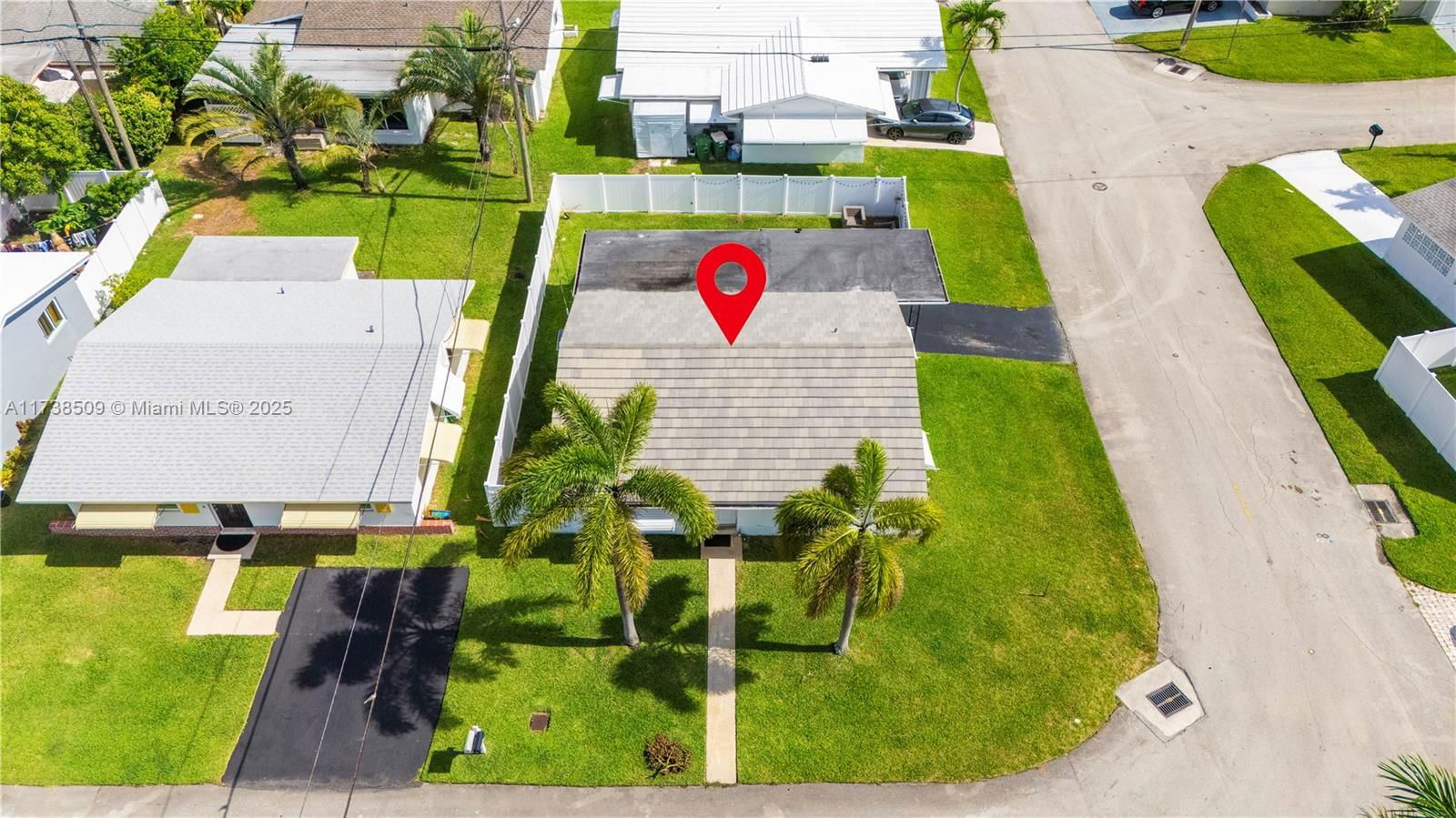 Real estate property located at 2701 52nd Ct, Broward, Tamarac Lakes North, Tamarac, FL