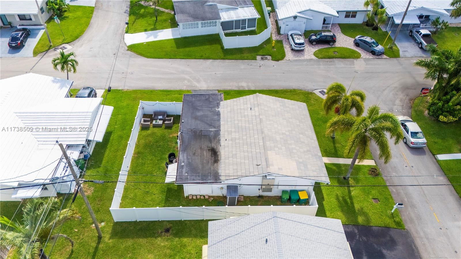 Real estate property located at 2701 52nd Ct, Broward, Tamarac Lakes North, Tamarac, FL