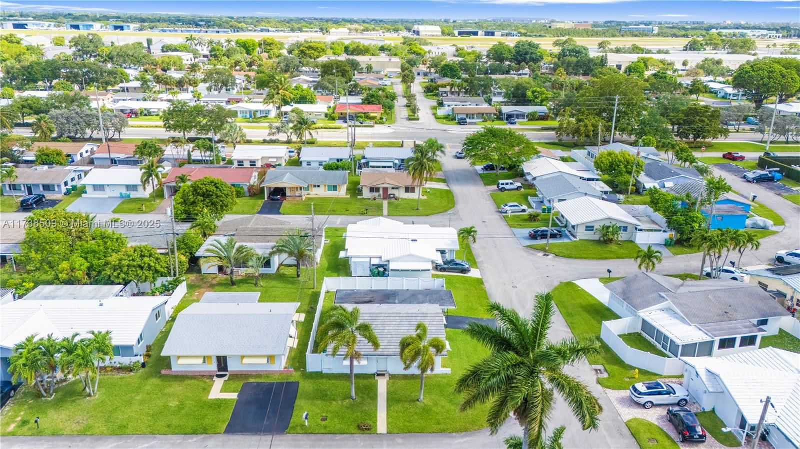 Real estate property located at 2701 52nd Ct, Broward, Tamarac Lakes North, Tamarac, FL