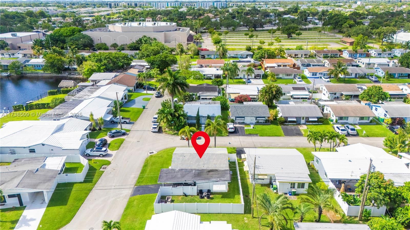 Real estate property located at 2701 52nd Ct, Broward, Tamarac Lakes North, Tamarac, FL