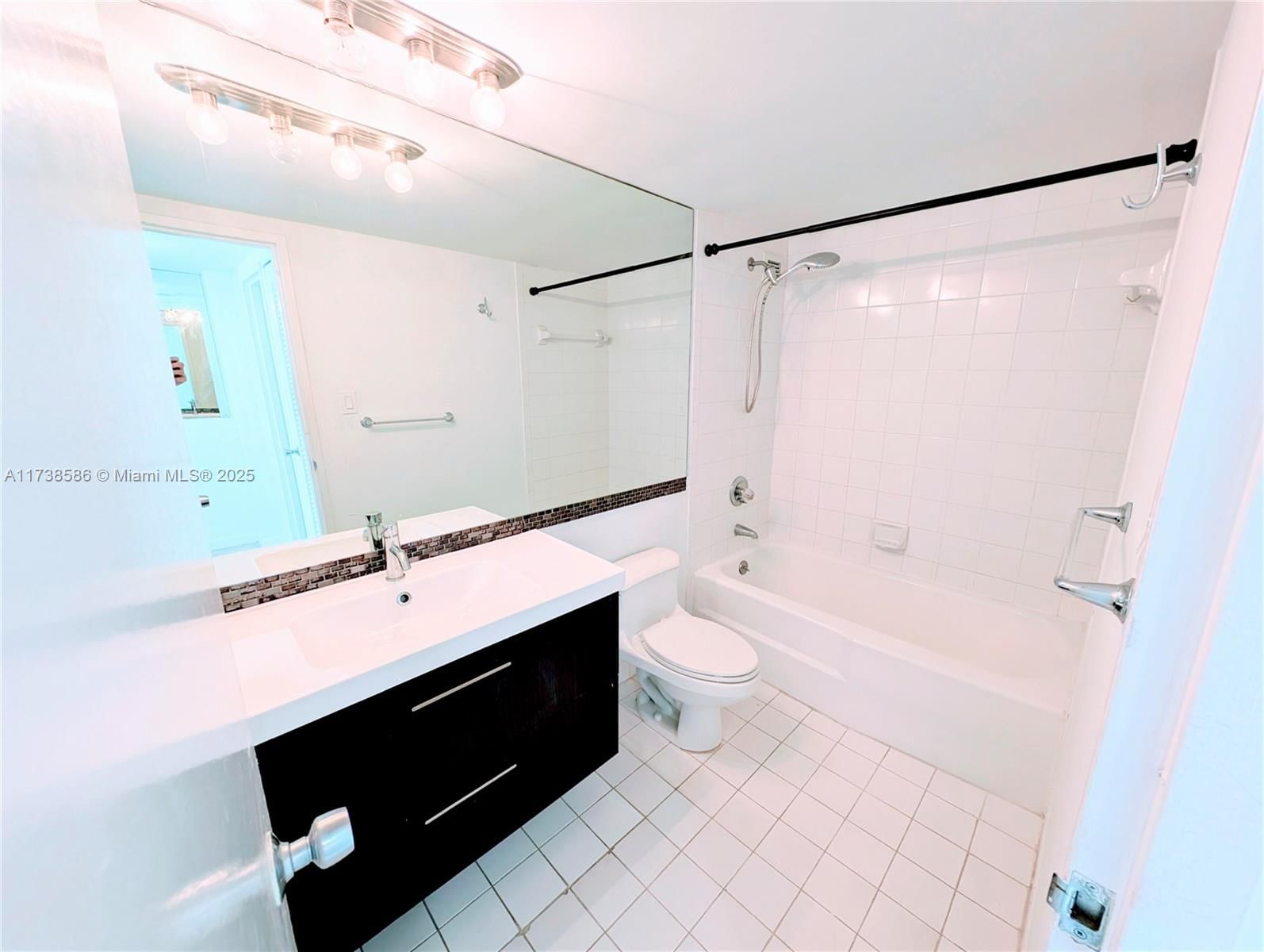 Real estate property located at 5161 Collins Ave #1206, Miami-dade, Seacoast 5151 Condo, Miami Beach, FL