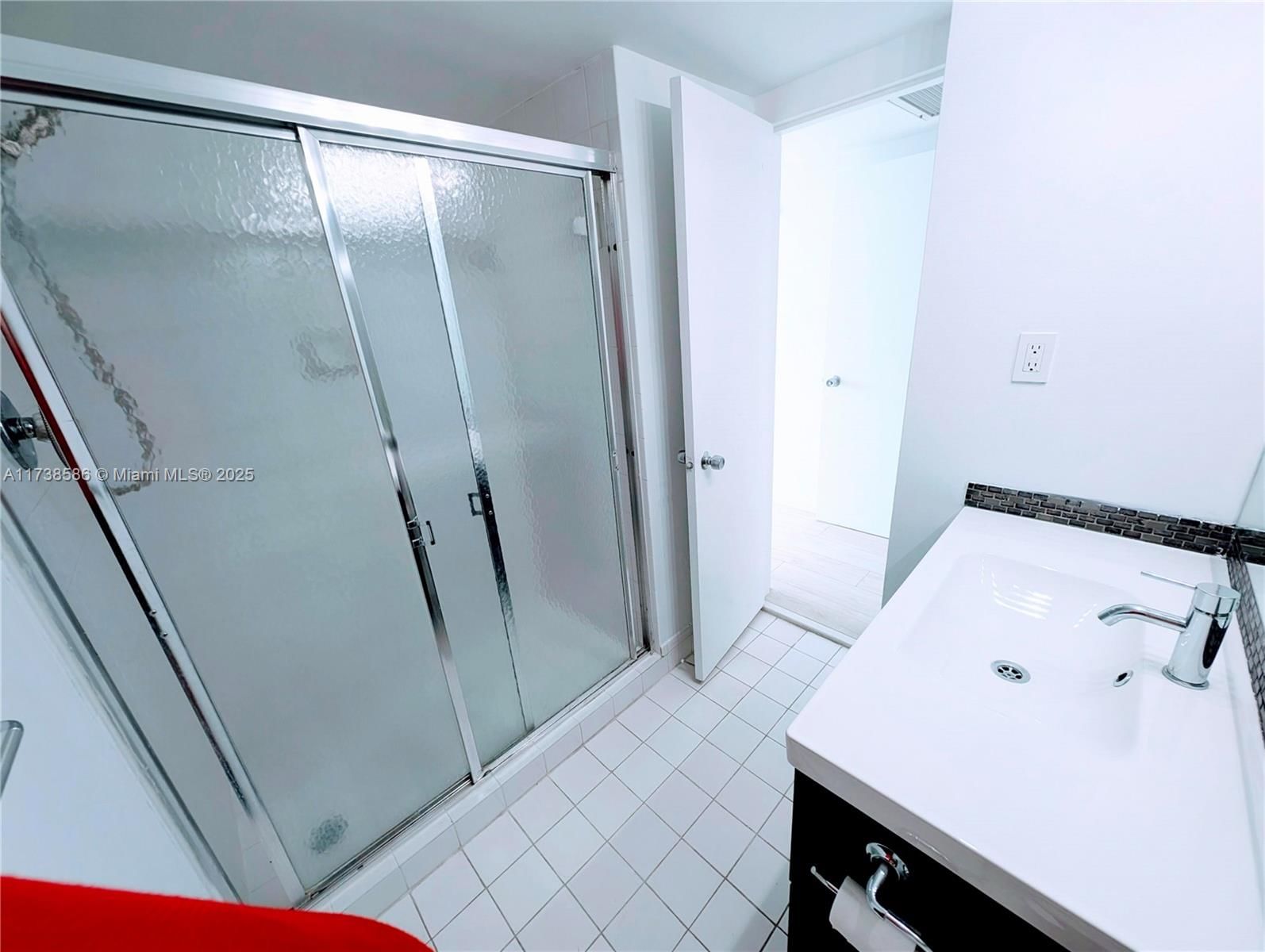 Real estate property located at 5161 Collins Ave #1206, Miami-dade, Seacoast 5151 Condo, Miami Beach, FL
