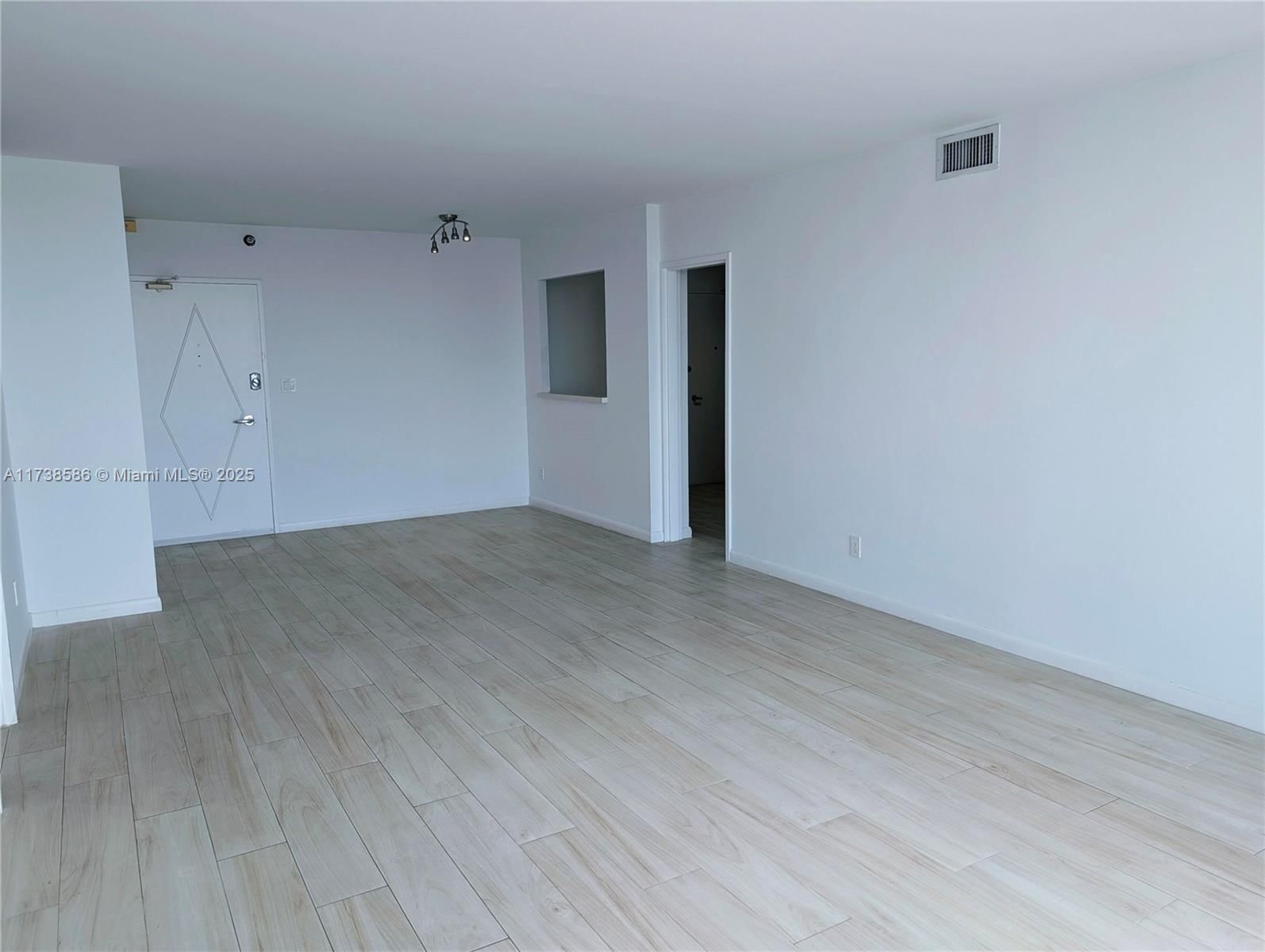 Real estate property located at 5161 Collins Ave #1206, Miami-dade, Seacoast 5151 Condo, Miami Beach, FL