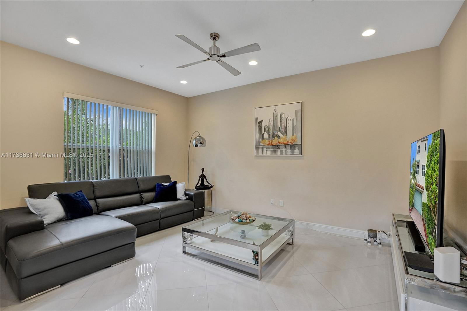 Real estate property located at 1730 124th Pl, Broward, Pembroke Falls-phase 1, Pembroke Pines, FL
