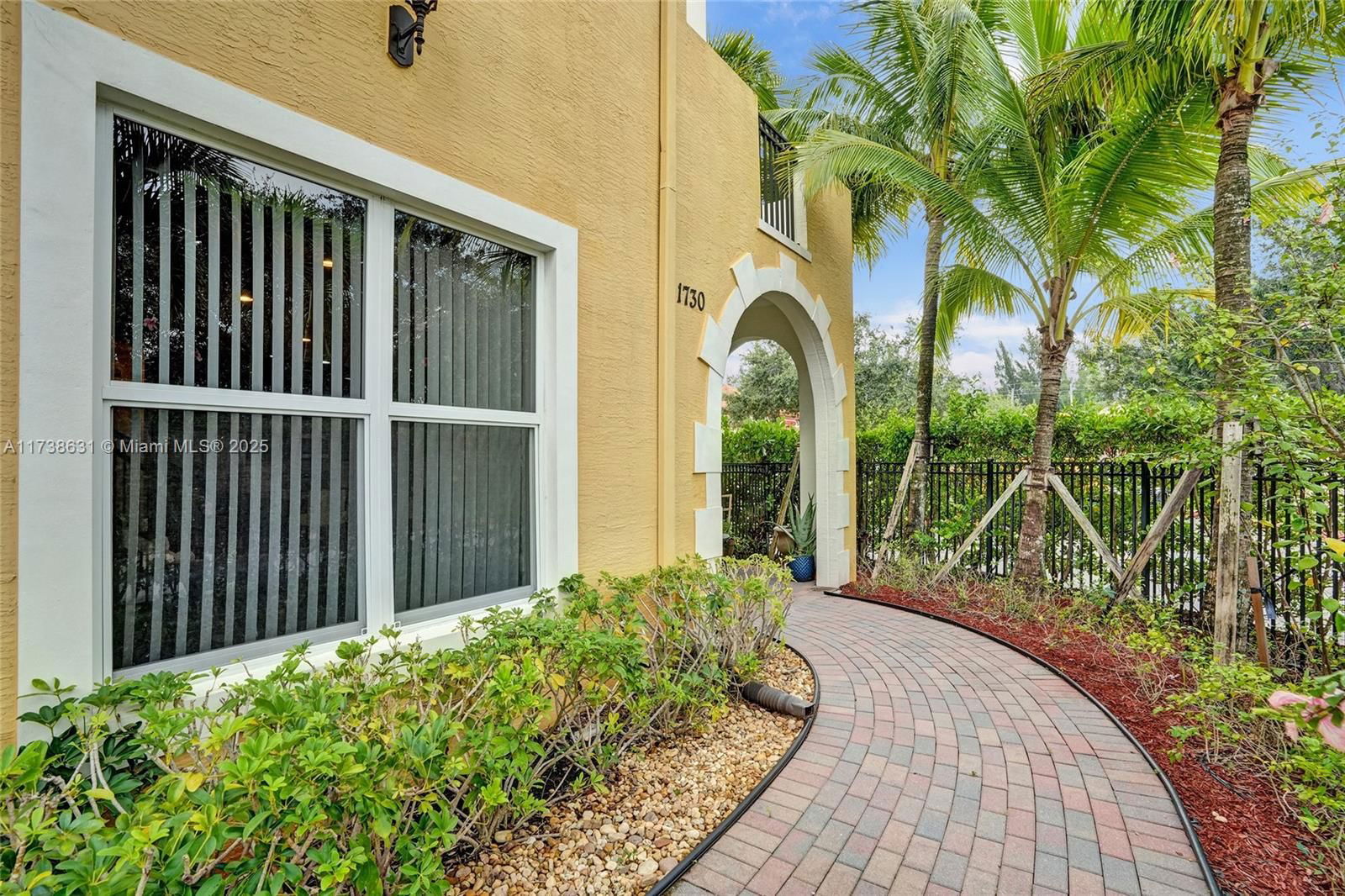 Real estate property located at 1730 124th Pl, Broward, Pembroke Falls-phase 1, Pembroke Pines, FL