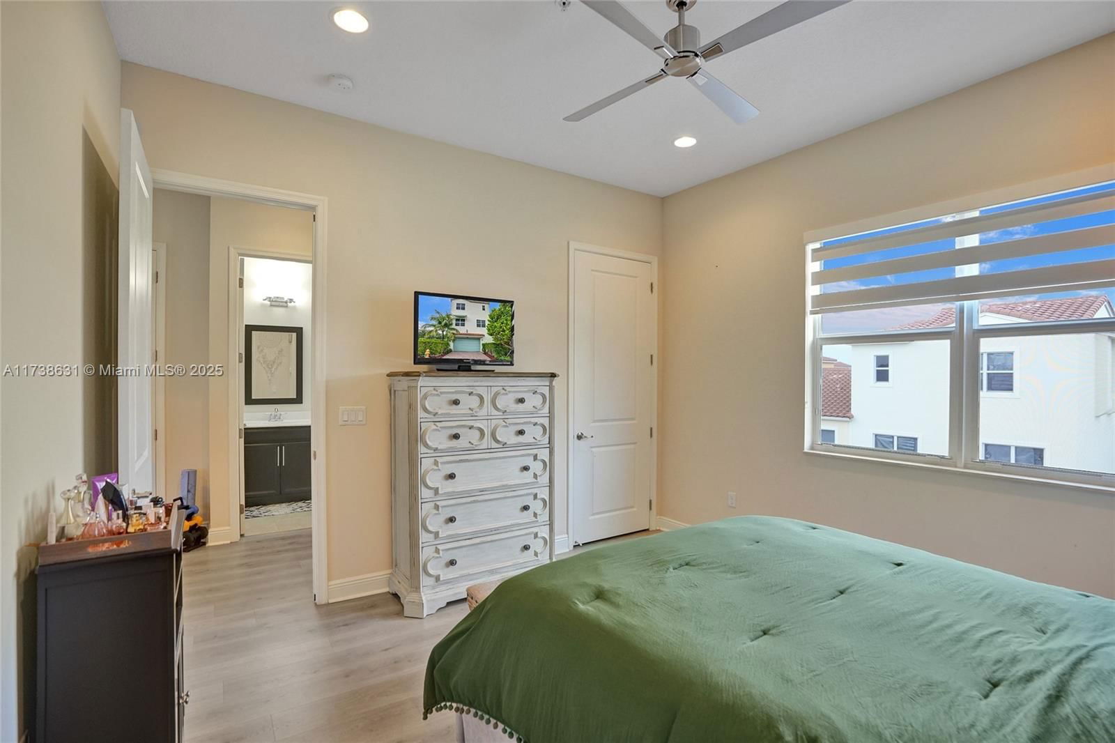 Real estate property located at 1730 124th Pl, Broward, Pembroke Falls-phase 1, Pembroke Pines, FL