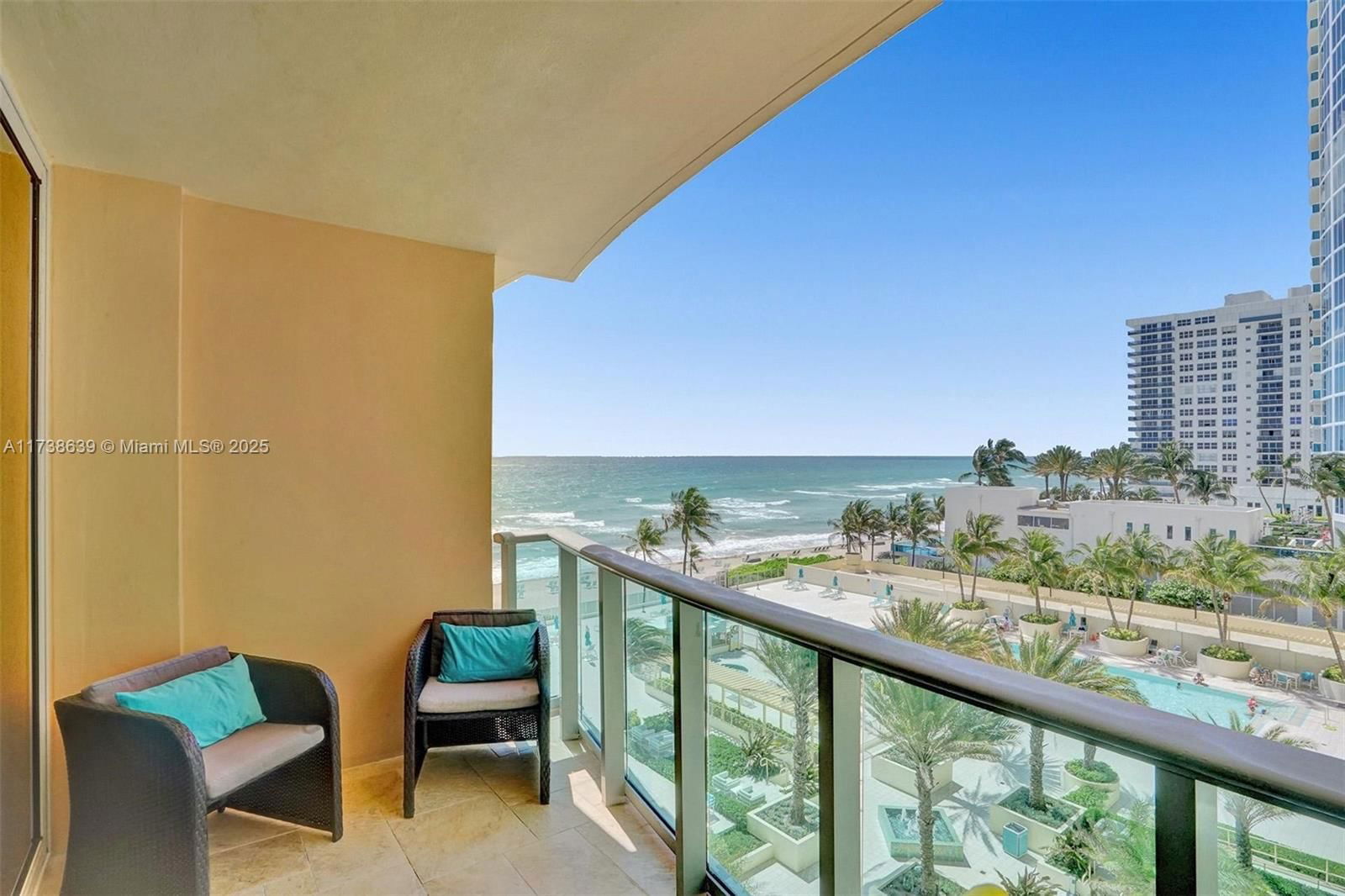 Real estate property located at 2501 Ocean Dr #815, Broward, Wave Condo, Hollywood, FL