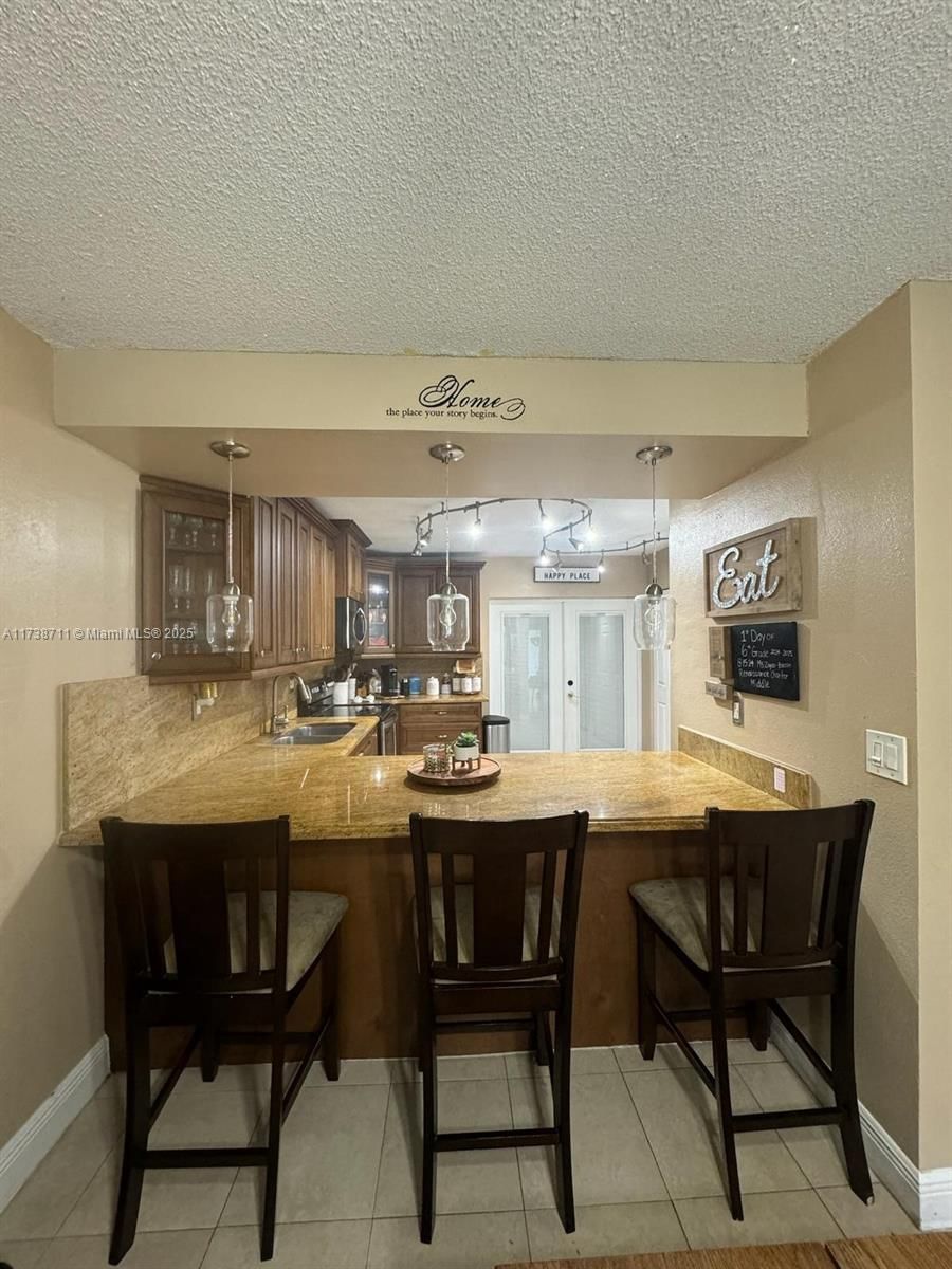Real estate property located at 2401 11th St #3C, Miami-dade, Biltmore Club Villas Town, Miami, FL