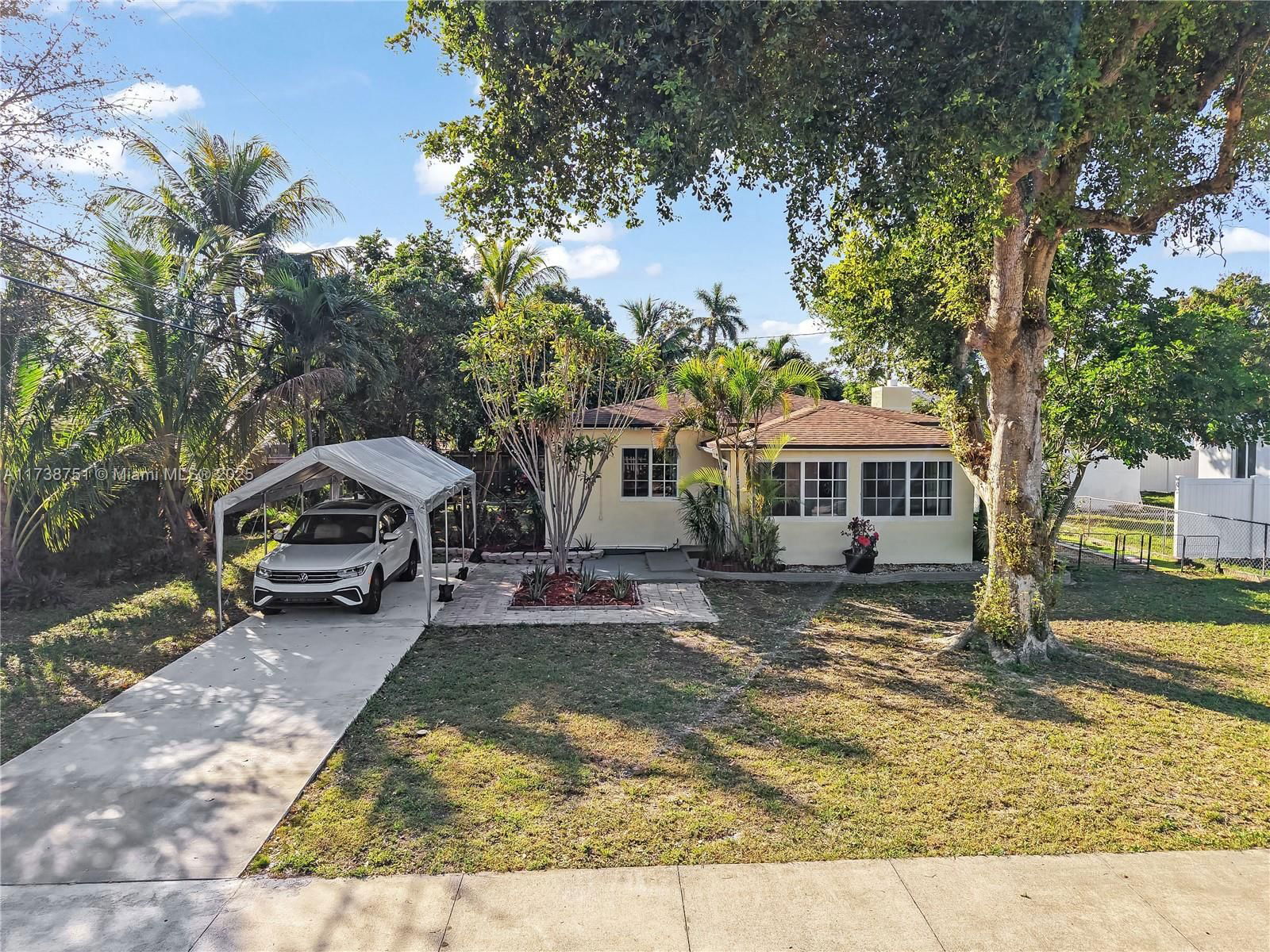 Real estate property located at 1010 24th Ter, Broward, Washington Heights, Hollywood, FL
