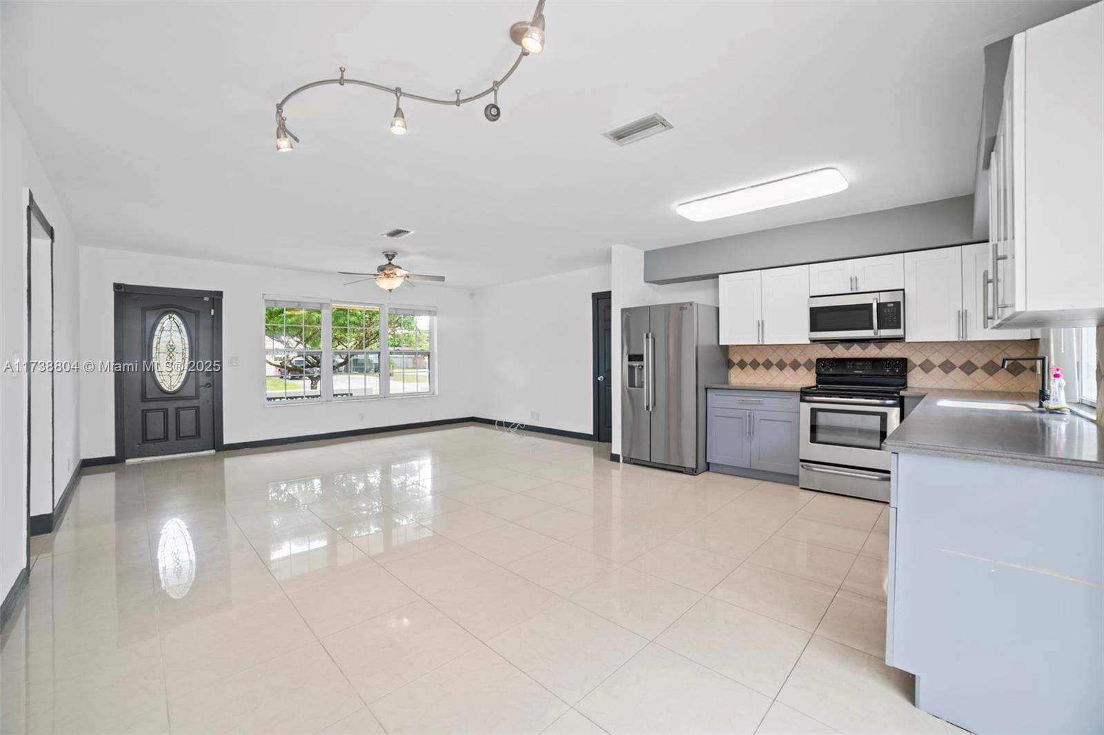 Real estate property located at 6461 Grant Ct, Broward, Fleetwood Manor Second Ad, Hollywood, FL