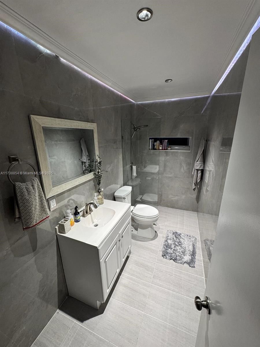 Real estate property located at 7610 66th Ter, Broward, Vanguard Village In The, Tamarac, FL