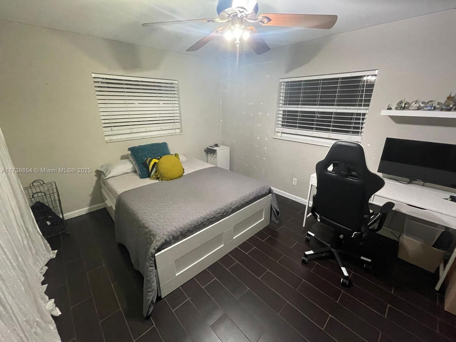 Real estate property located at 7610 66th Ter, Broward, Vanguard Village In The, Tamarac, FL