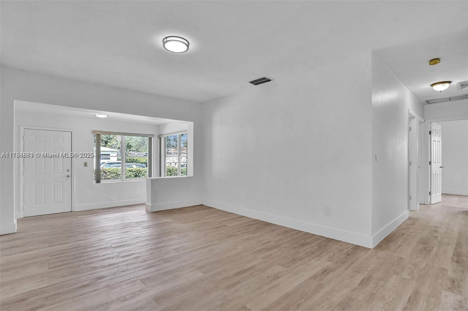 Real estate property located at 6338 40th St, Miami-dade, Rev Green Haven, Virginia Gardens, FL