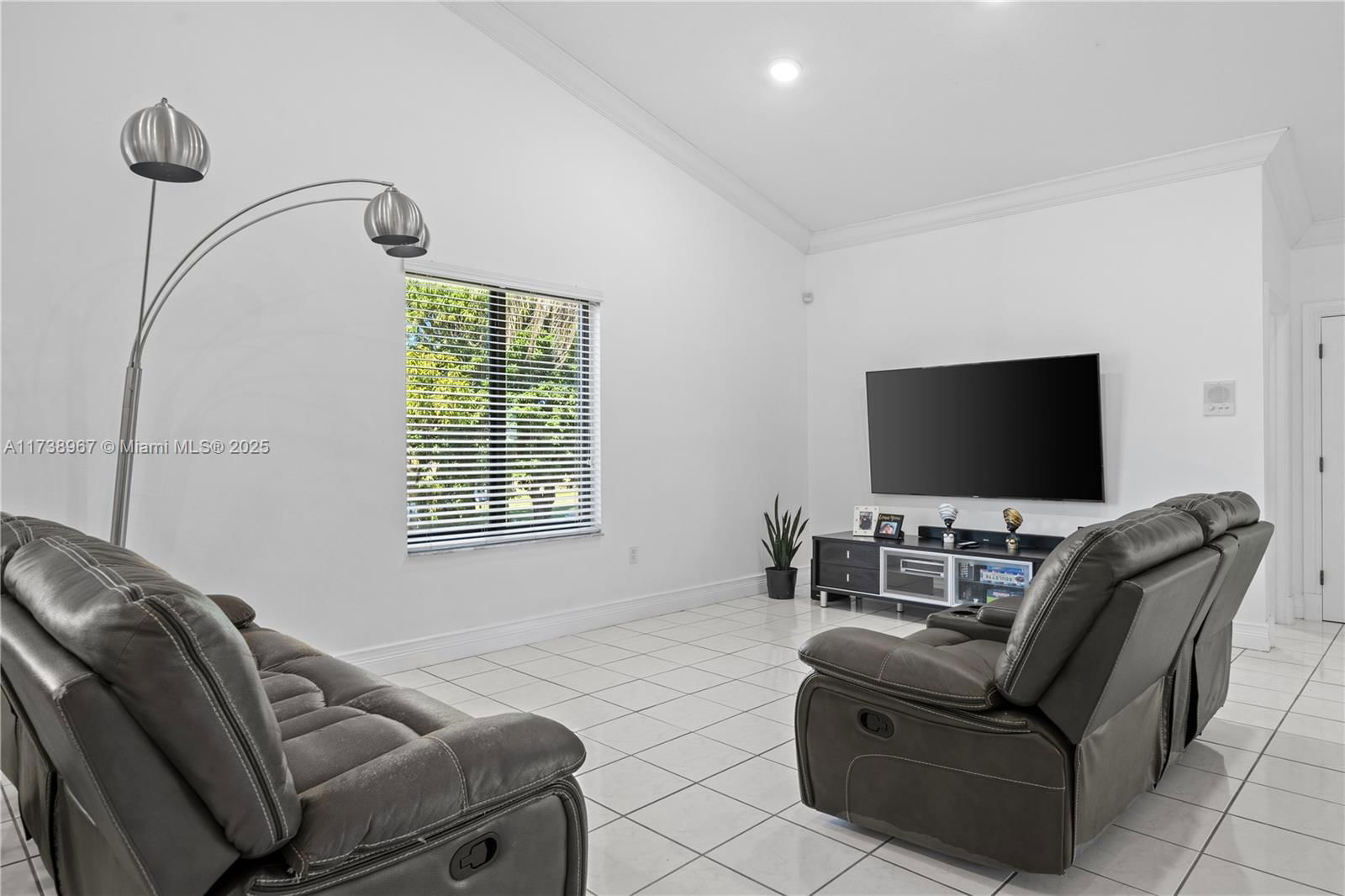Real estate property located at 19895 184th St, Miami-dade, Redlands, Miami, FL