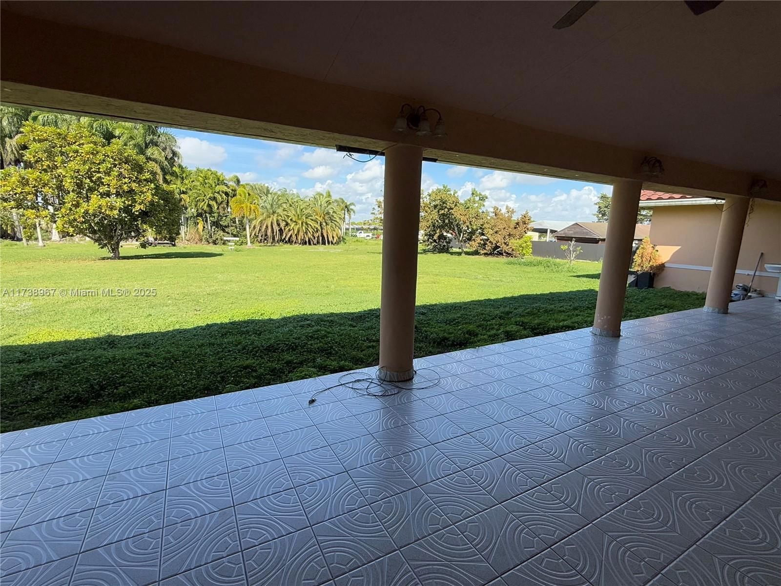 Real estate property located at 19895 184th St, Miami-dade, Redlands, Miami, FL