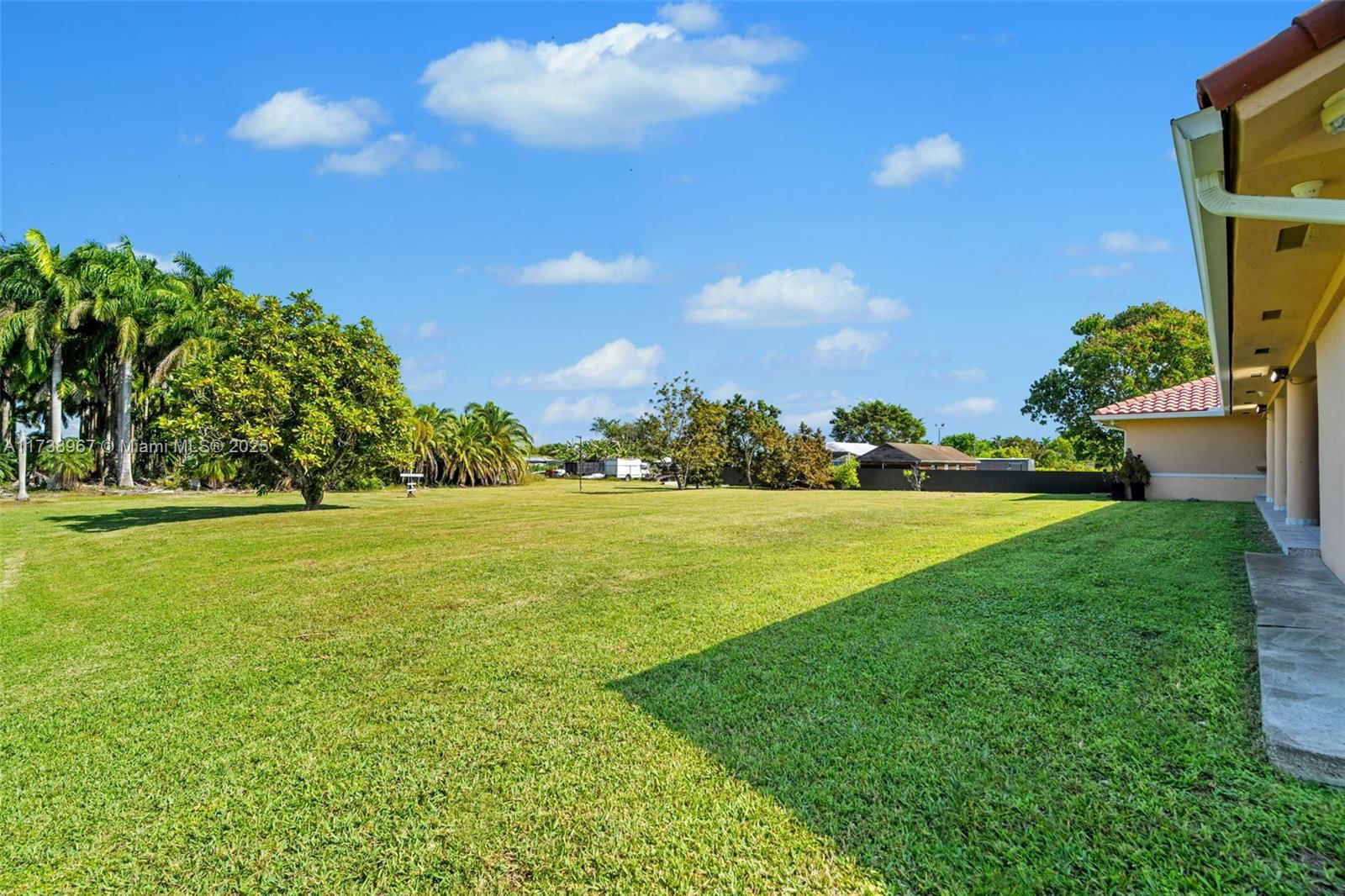 Real estate property located at 19895 184th St, Miami-dade, Redlands, Miami, FL